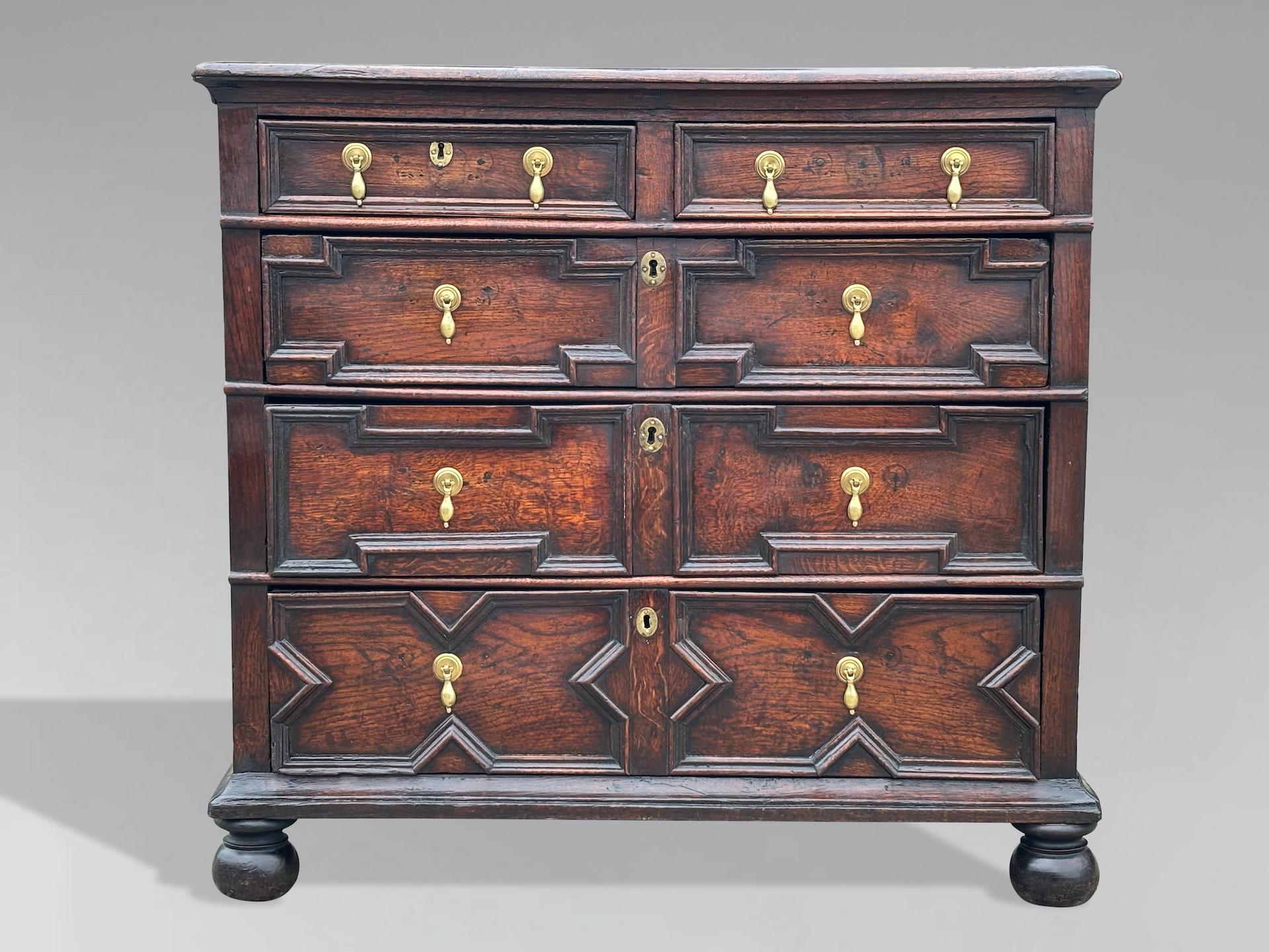 Carlo II Cassettiera geometrica in Oak del XVII secolo, periodo Charles II, Giacobino in vendita