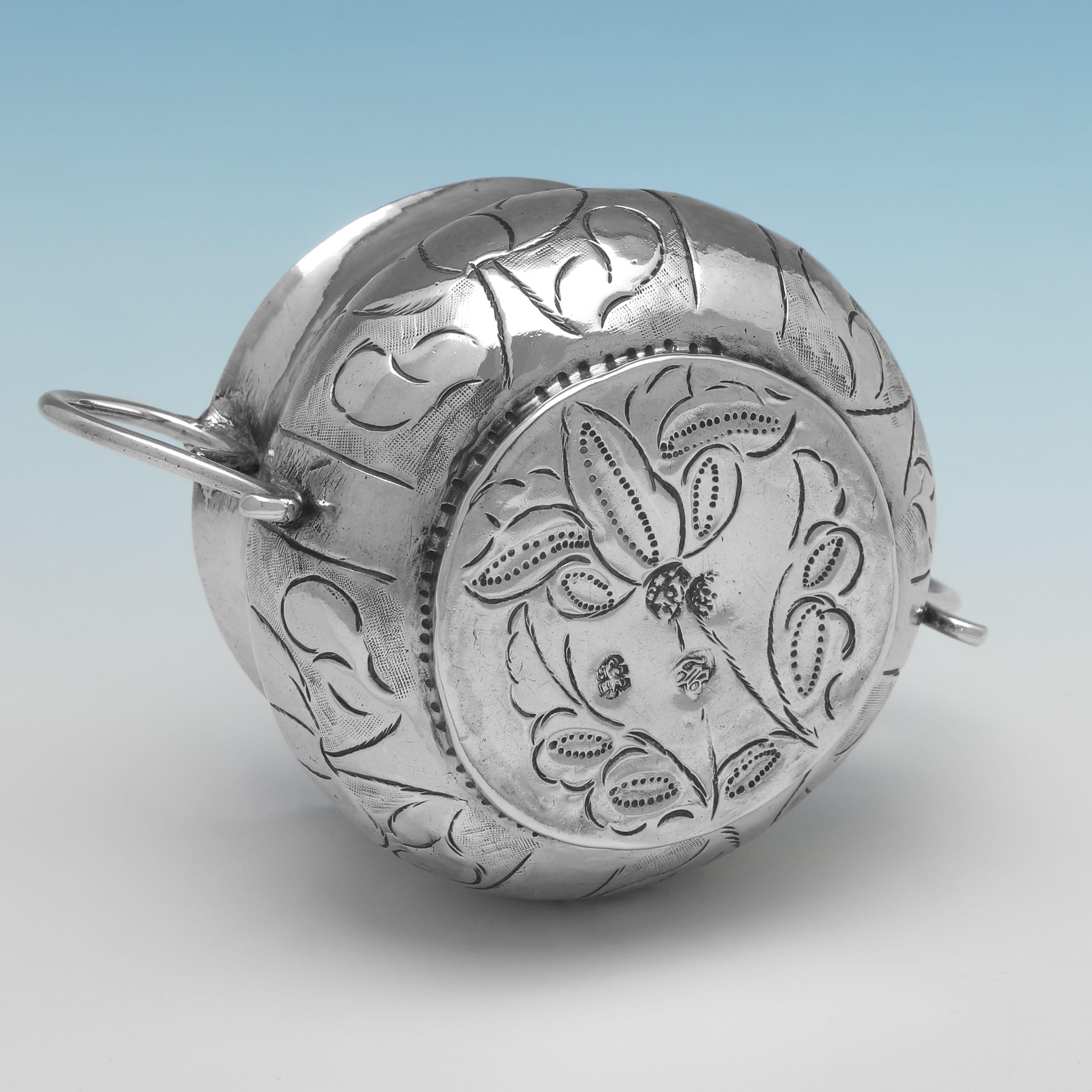 Inglese Porringer in argento sterling del XVII secolo di Charles II con marchio Londra 1669 in vendita