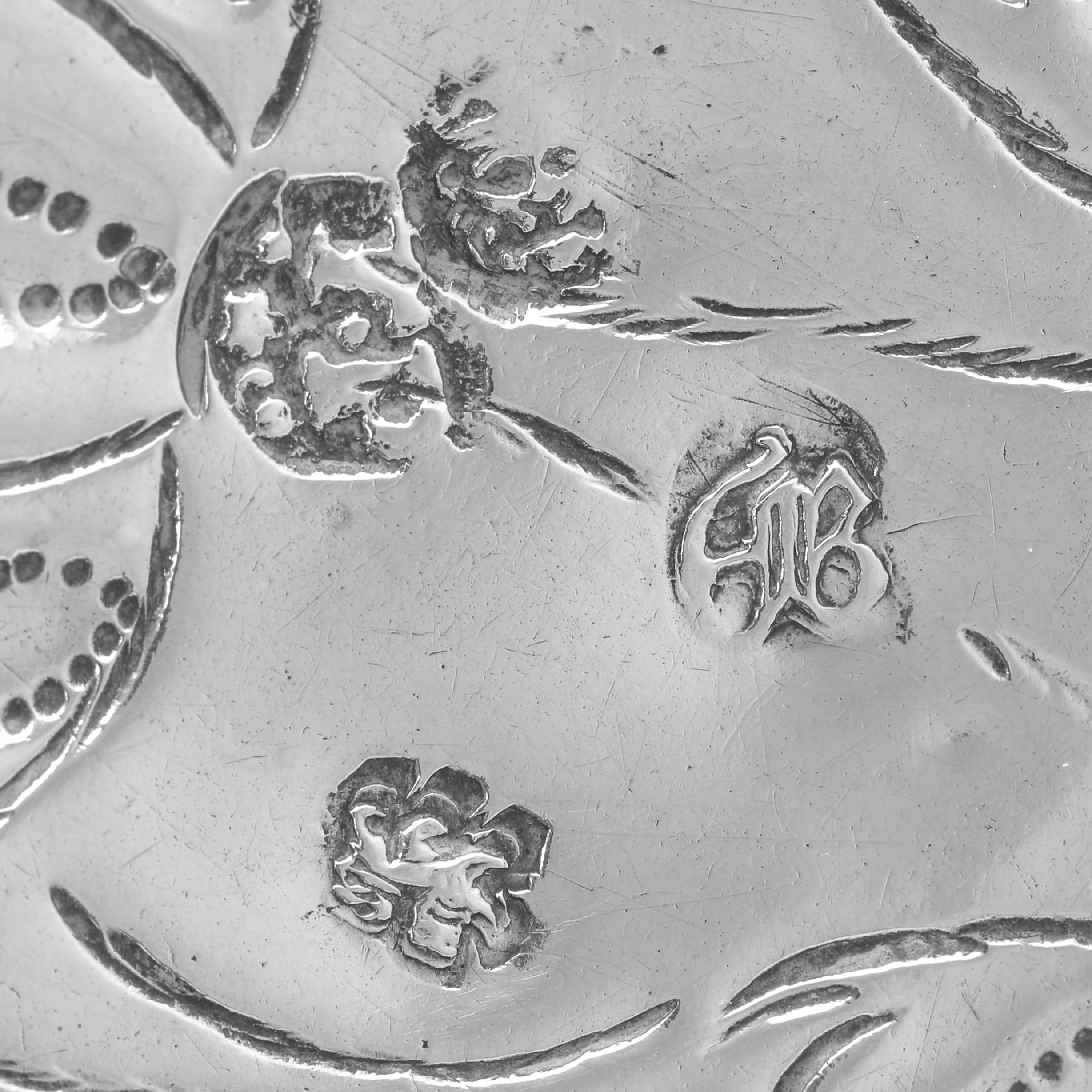 Porringer in argento sterling del XVII secolo di Charles II con marchio Londra 1669 In condizioni buone in vendita a London, London