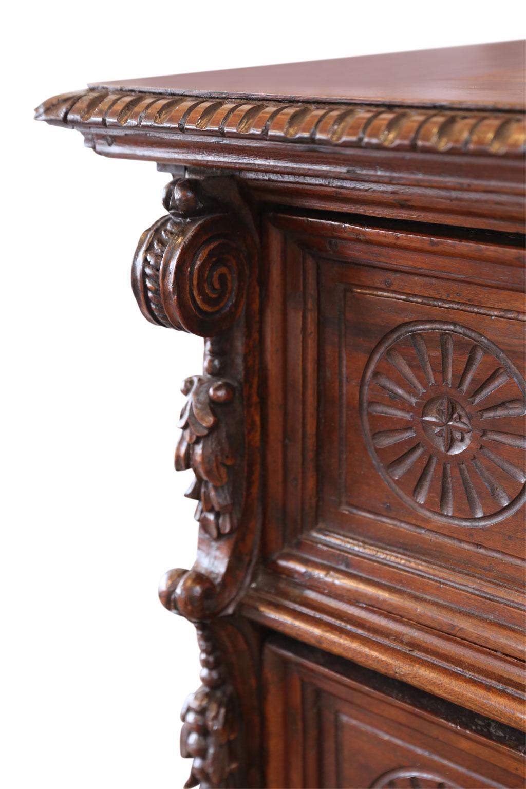 17th Century French Walnut Chest of Drawers For Sale 7