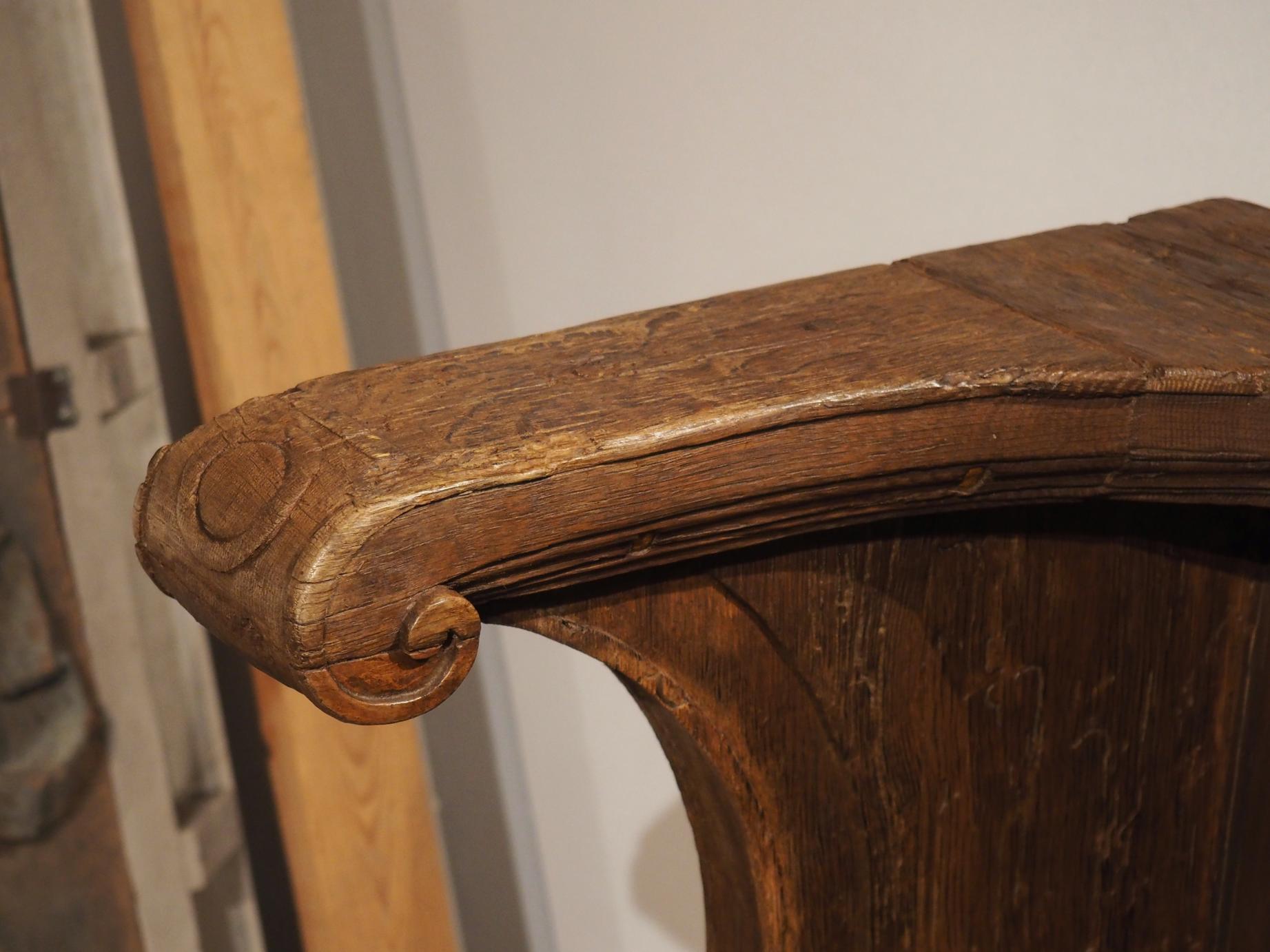 17th Century Chestnut and Pine Choir Seat from Portugal In Good Condition For Sale In Dallas, TX
