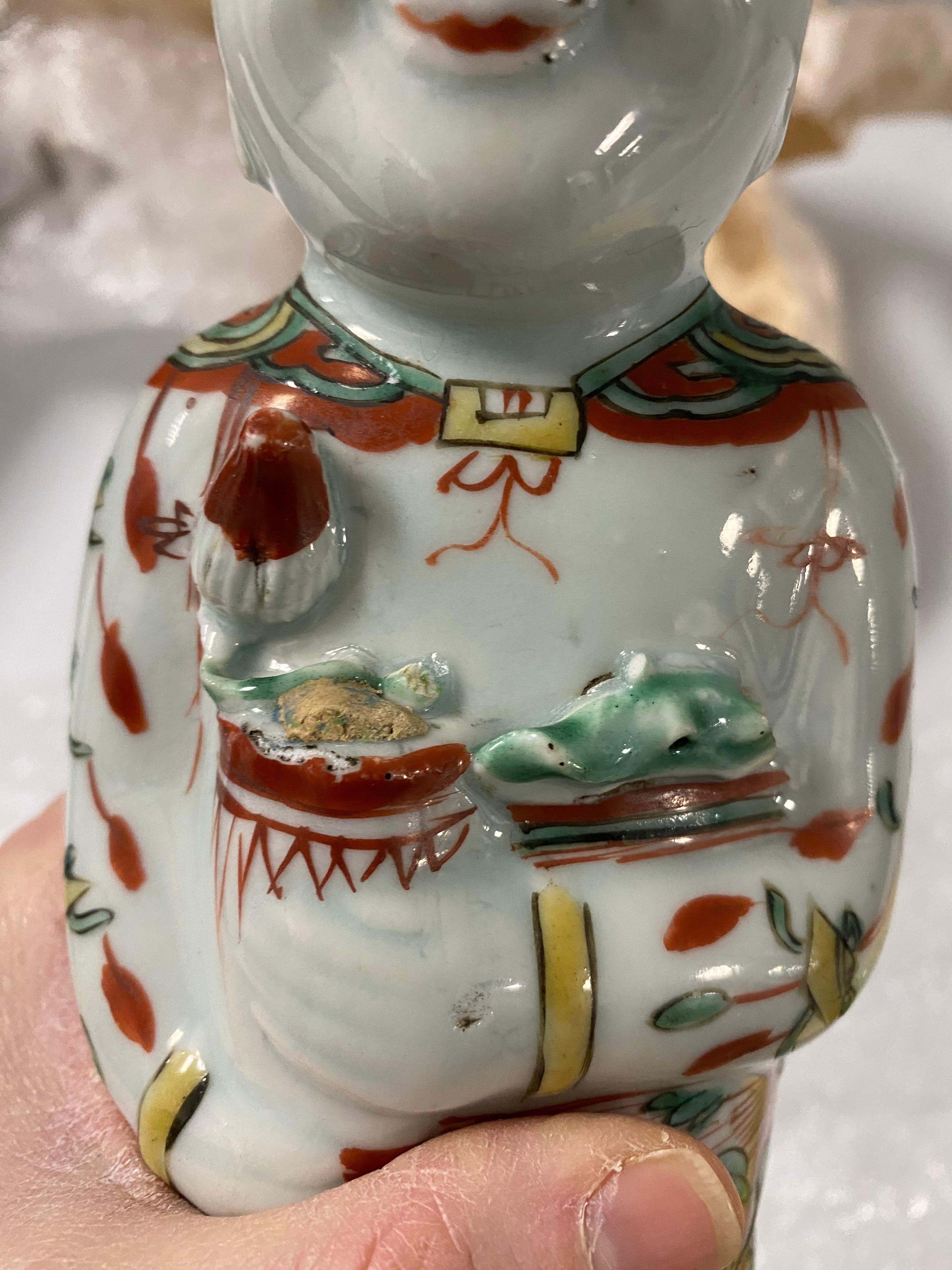 17th Century Chinese Porcelain Ho Ho Boy Figure in Wucai/Famille Vert Glaze For Sale 12