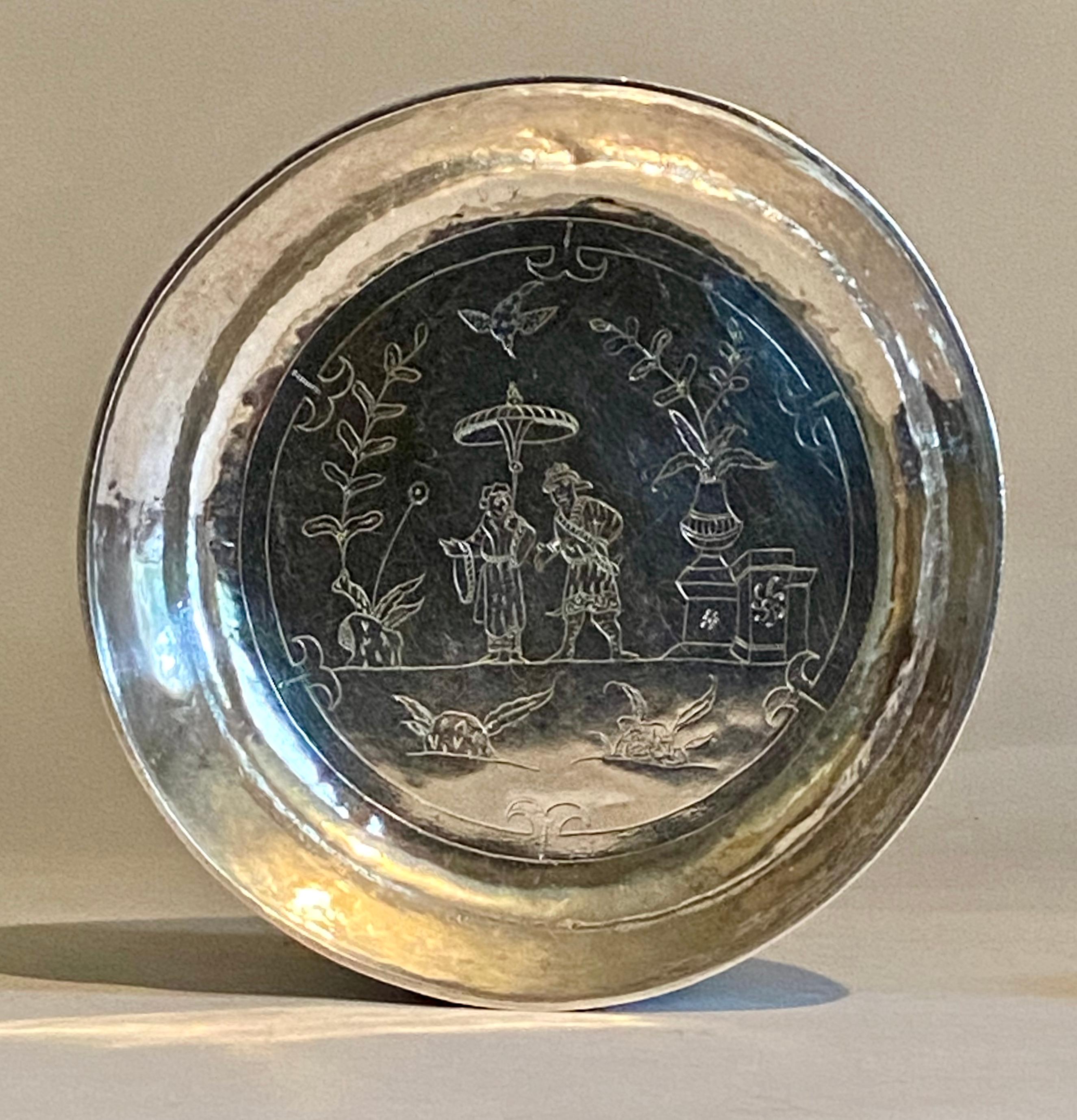 European 17th Century Chinoiserie Silver Bowl For Sale