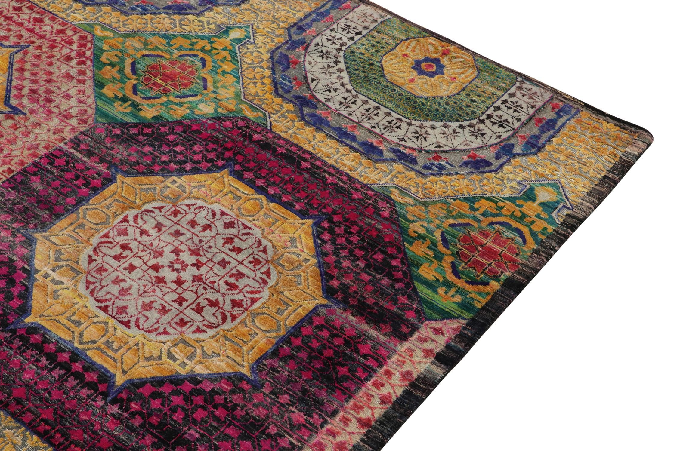 17th Century Classic Style Rug in Gold, Purple and Blue Medallion Patterns In New Condition For Sale In Long Island City, NY