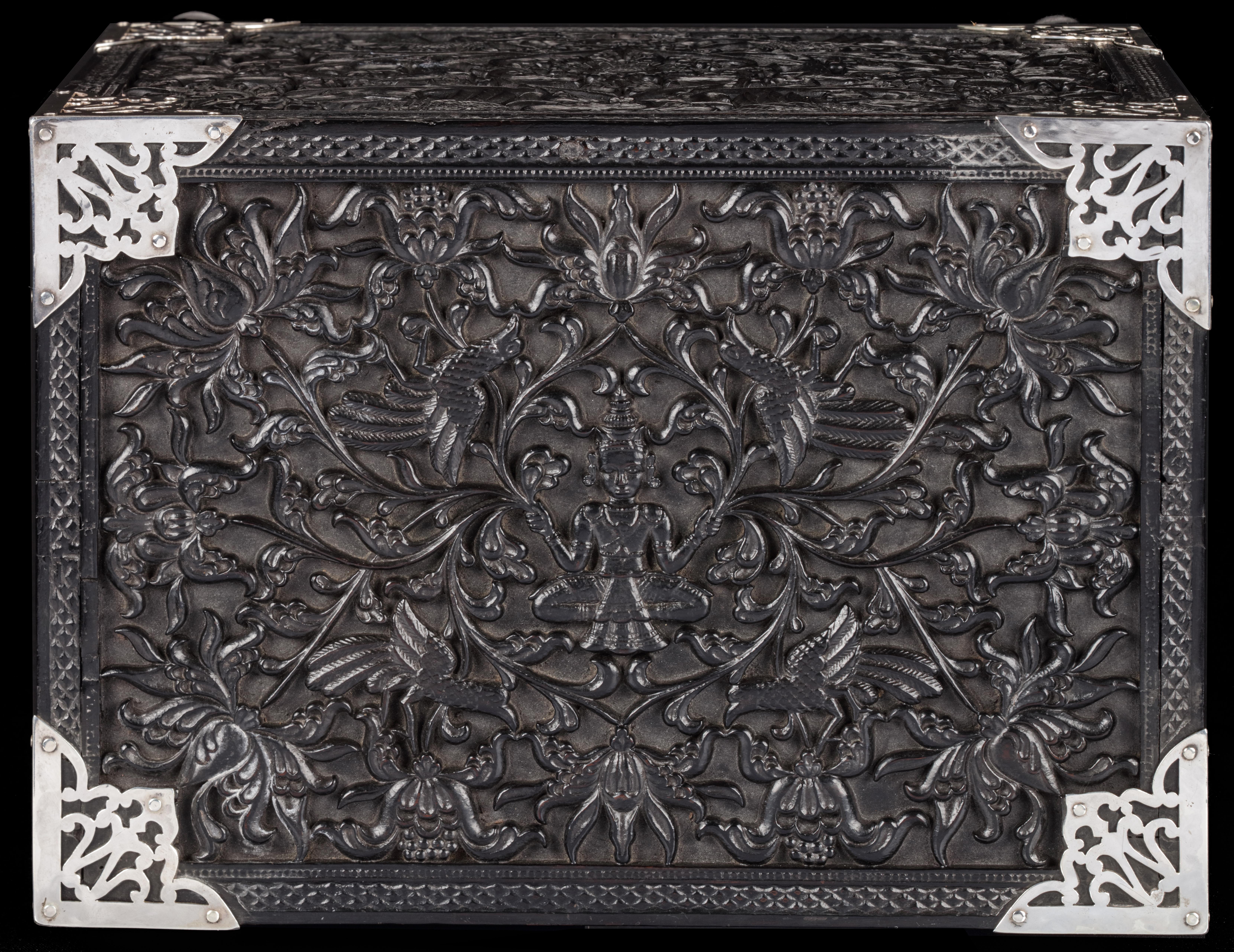 Silver 17th century colonial Sinhalese ebony two-door cabinet with silver mounts For Sale