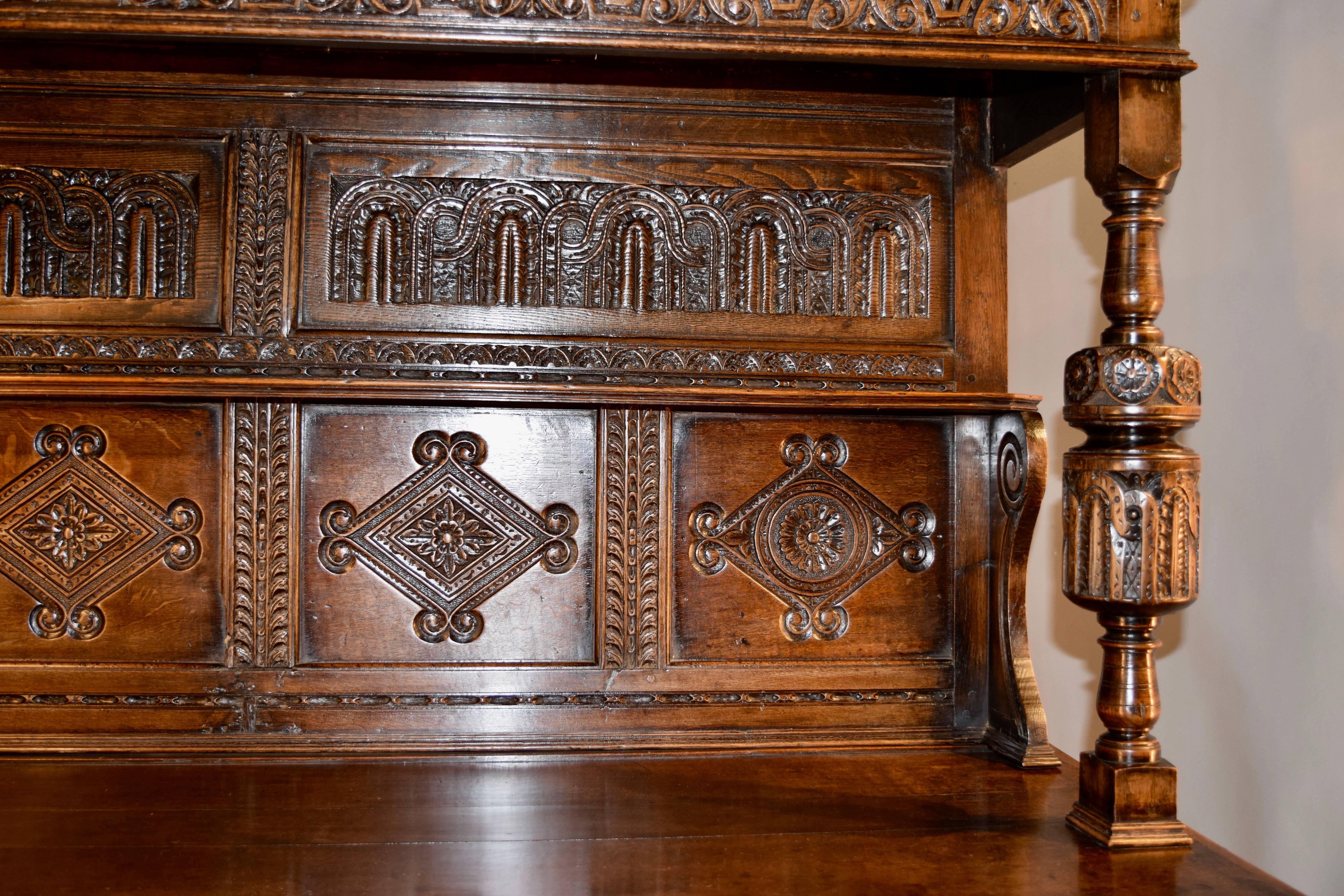 17th Century Court Cupboard In Excellent Condition In High Point, NC