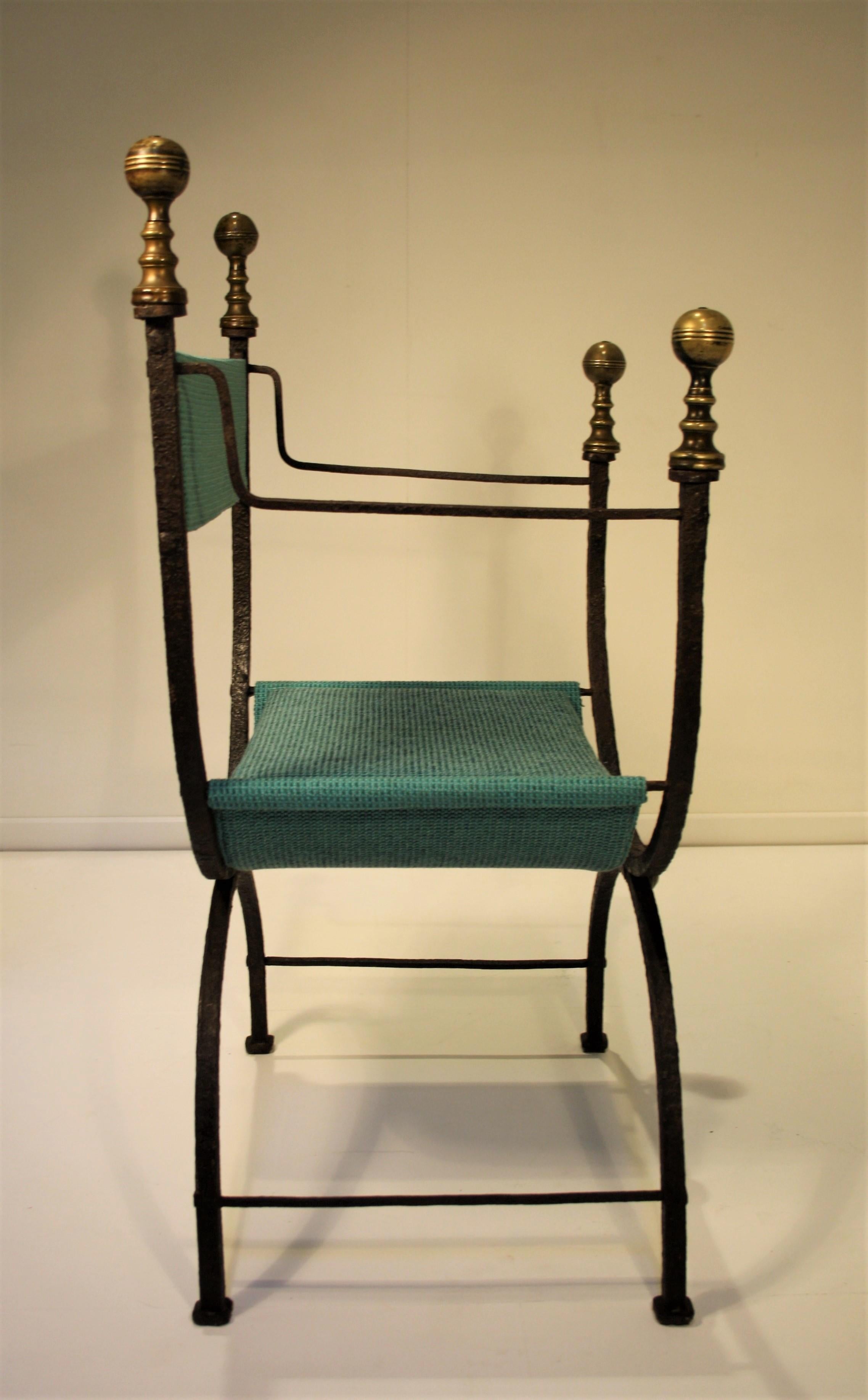 17th Century Curule Chair (Französisch) im Angebot