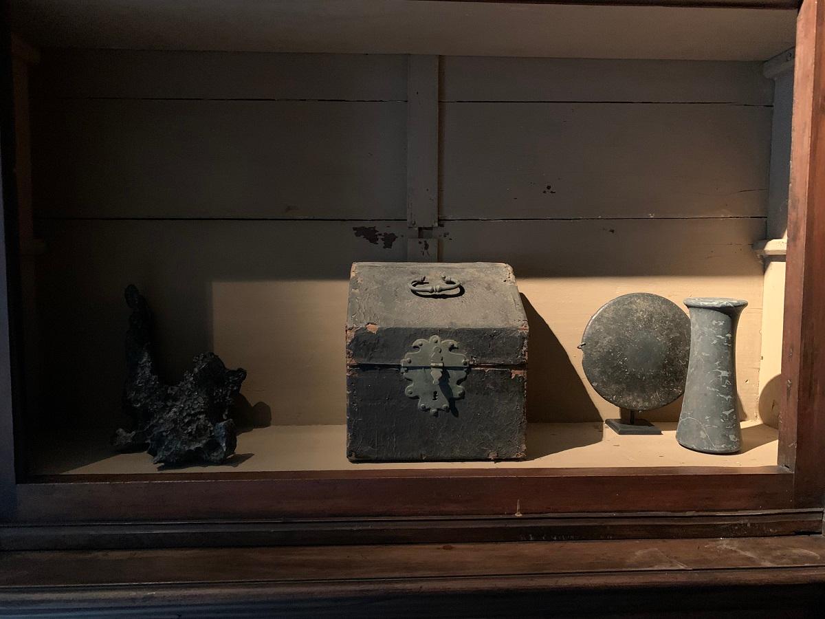 A 17th century cutlery box with the original leather, metal hardware and interior.