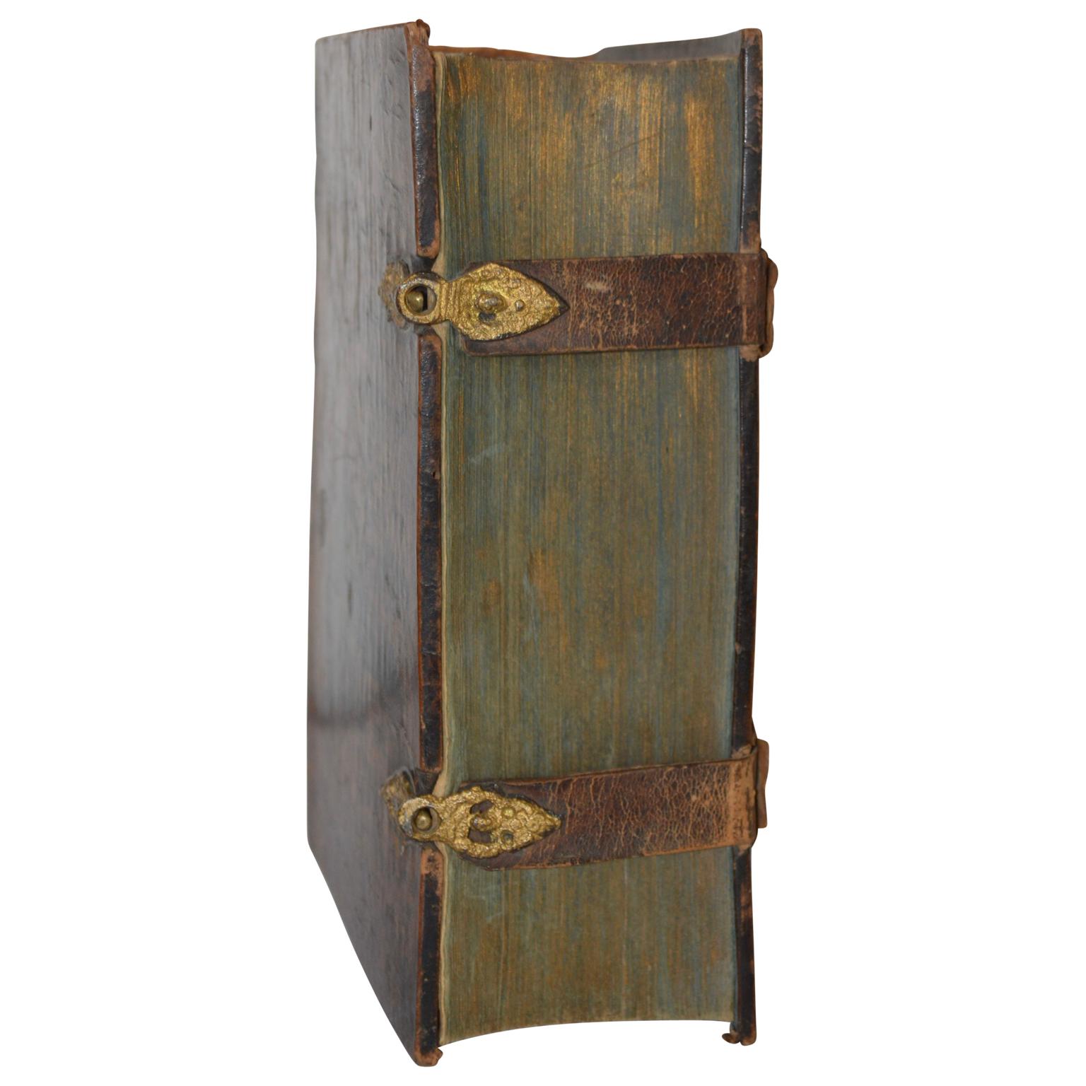 Danish Late 17th Century Leather Bound Bible In Good Condition In Copenhagen, K