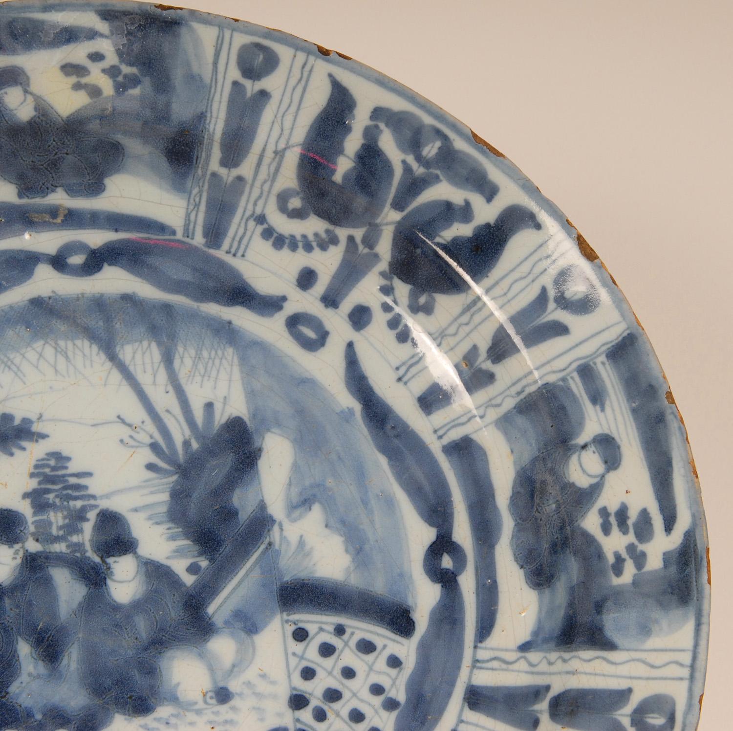 Plat en faïence de Delft bleu et blanc du 17ème siècle Chinoiserie chinoise Ming en vente 1