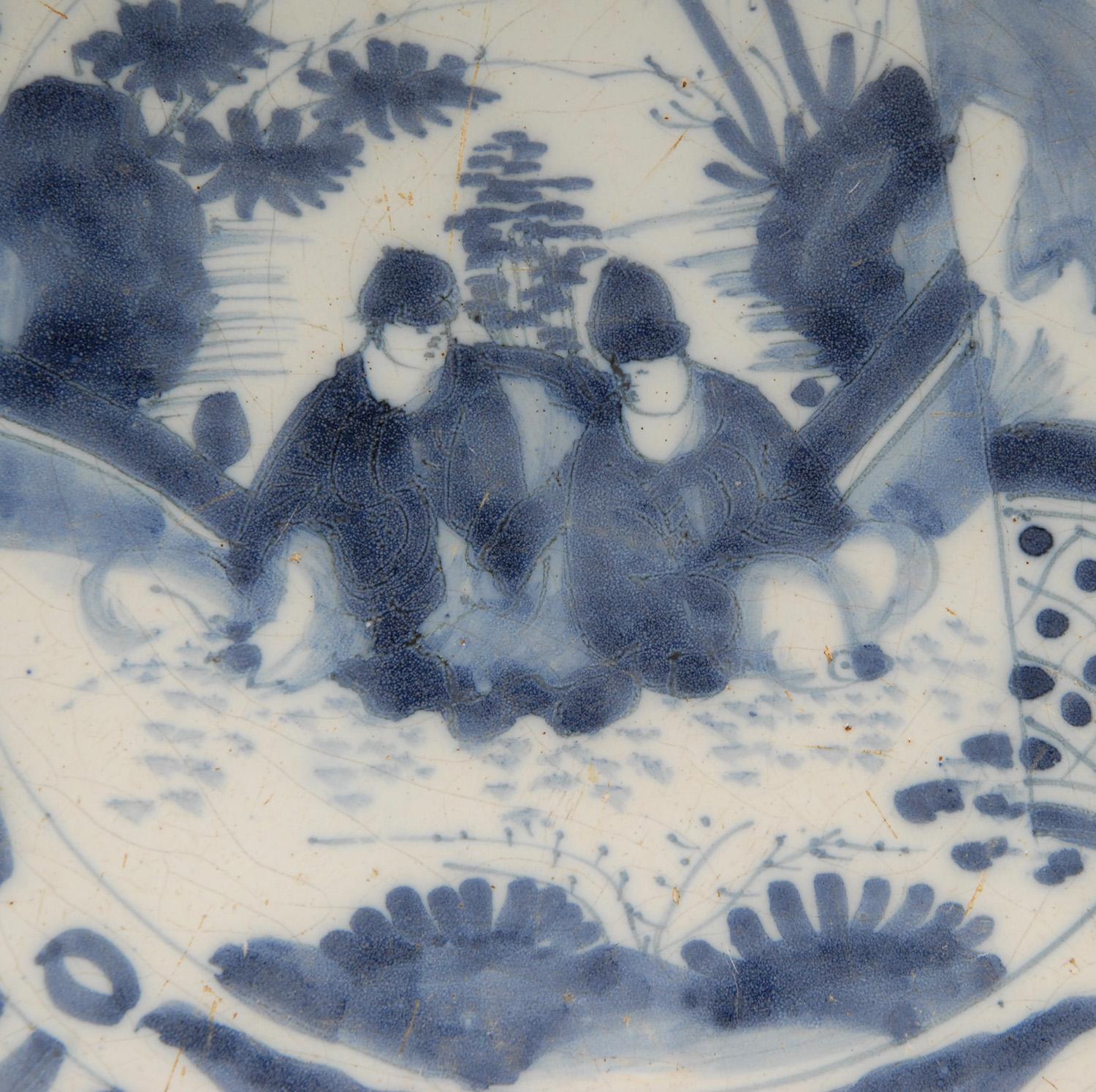 Plat en faïence de Delft bleu et blanc du 17ème siècle Chinoiserie chinoise Ming Bon état - En vente à Wommelgem, VAN