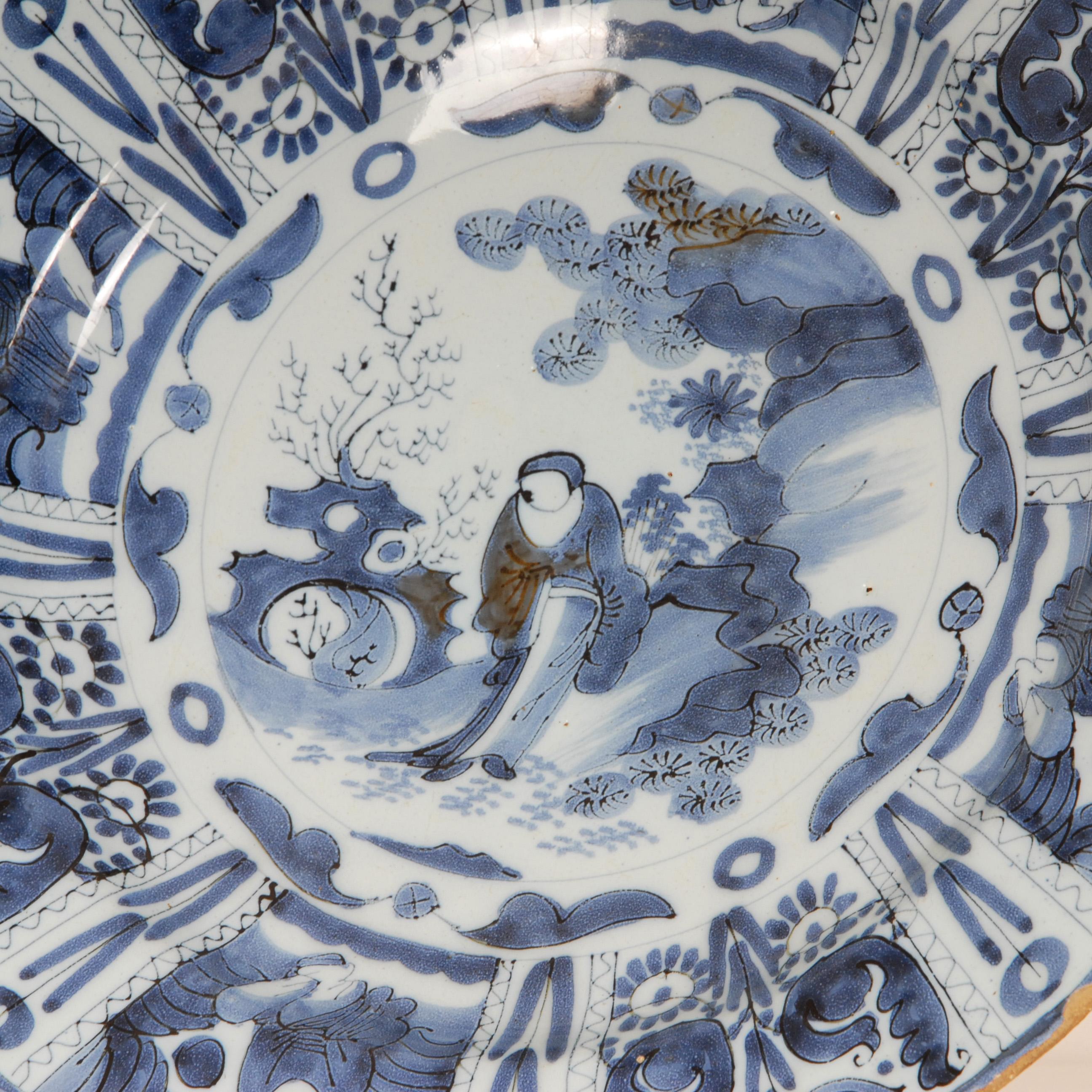 Hand-Crafted 17th Century Delft Plate Chinoiserie Wanli Style Blue and White Delftware Charge For Sale