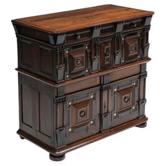 Cabinet d'antiquités néerlandais du 17ème siècle, buffet haut, Pays-Bas, Renaissance