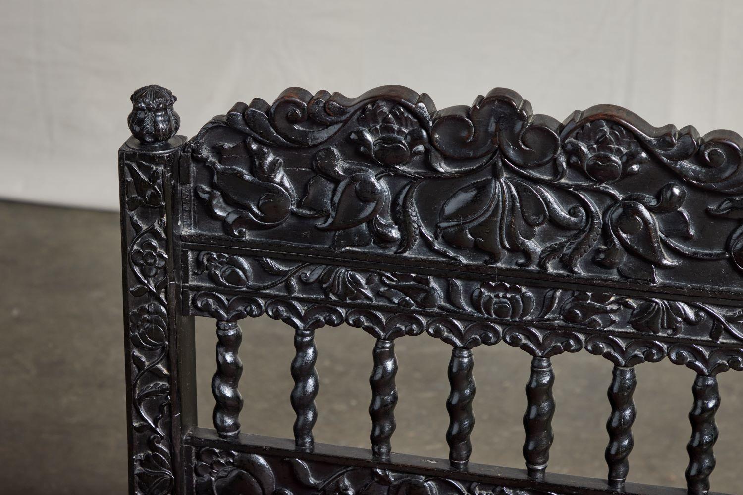17th Century Dutch Colonial Ebony Side Chair In Good Condition For Sale In Pasadena, CA