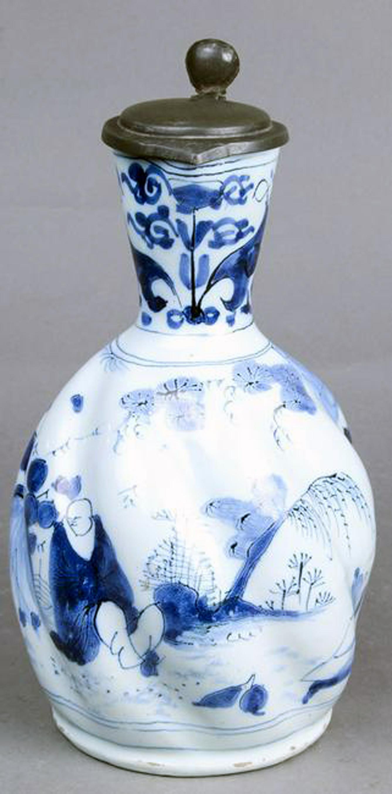 17th Century Dutch Delft Blue and White Jug, circa 1680 8