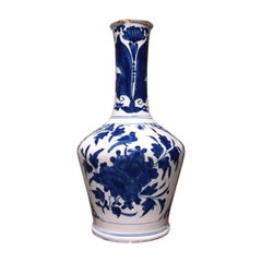 Niederländische Delft-Vase mit Blumen- und Vogeldekor aus dem 17.