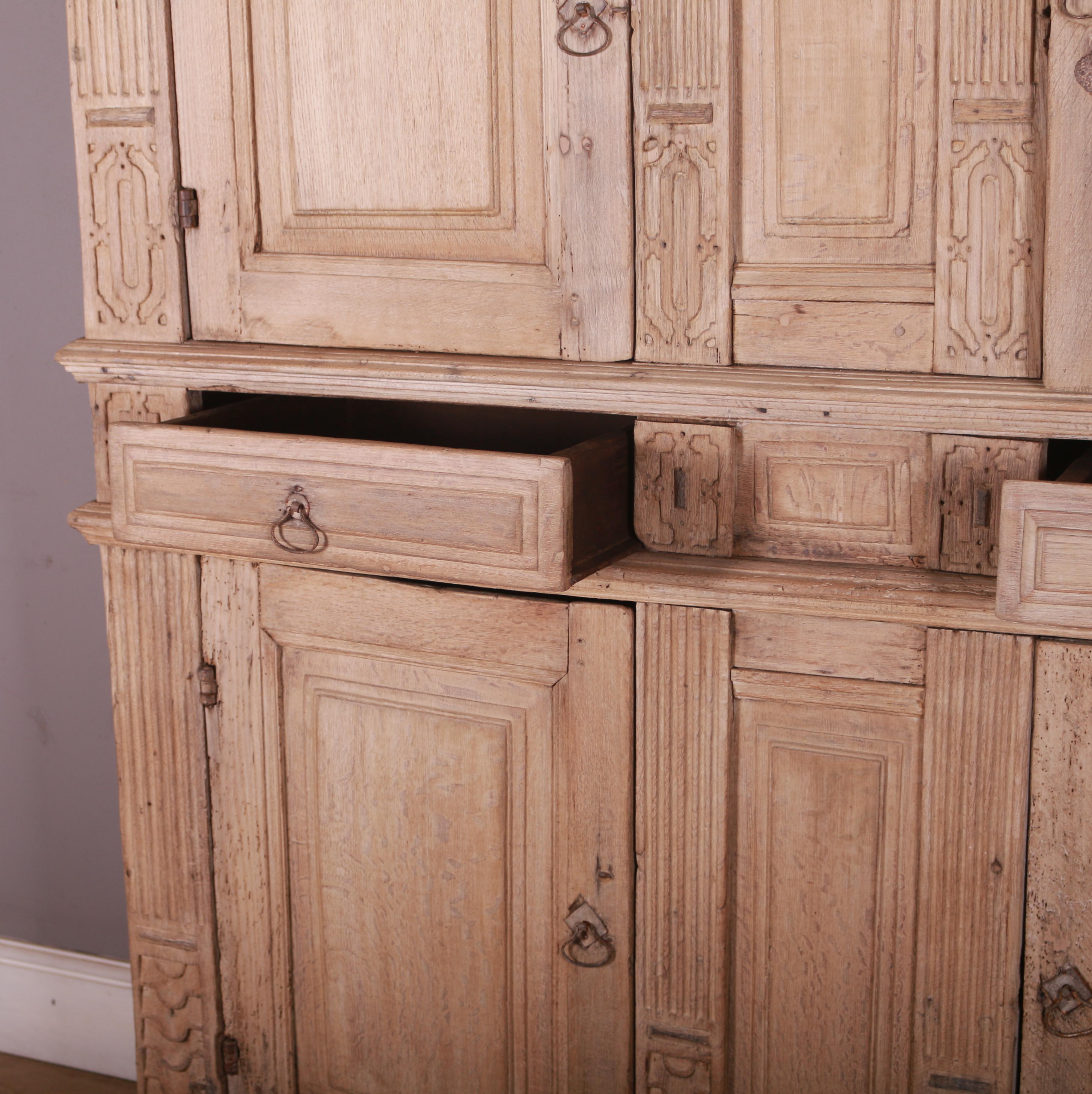 17th Century Dutch Linen Cupboard 5