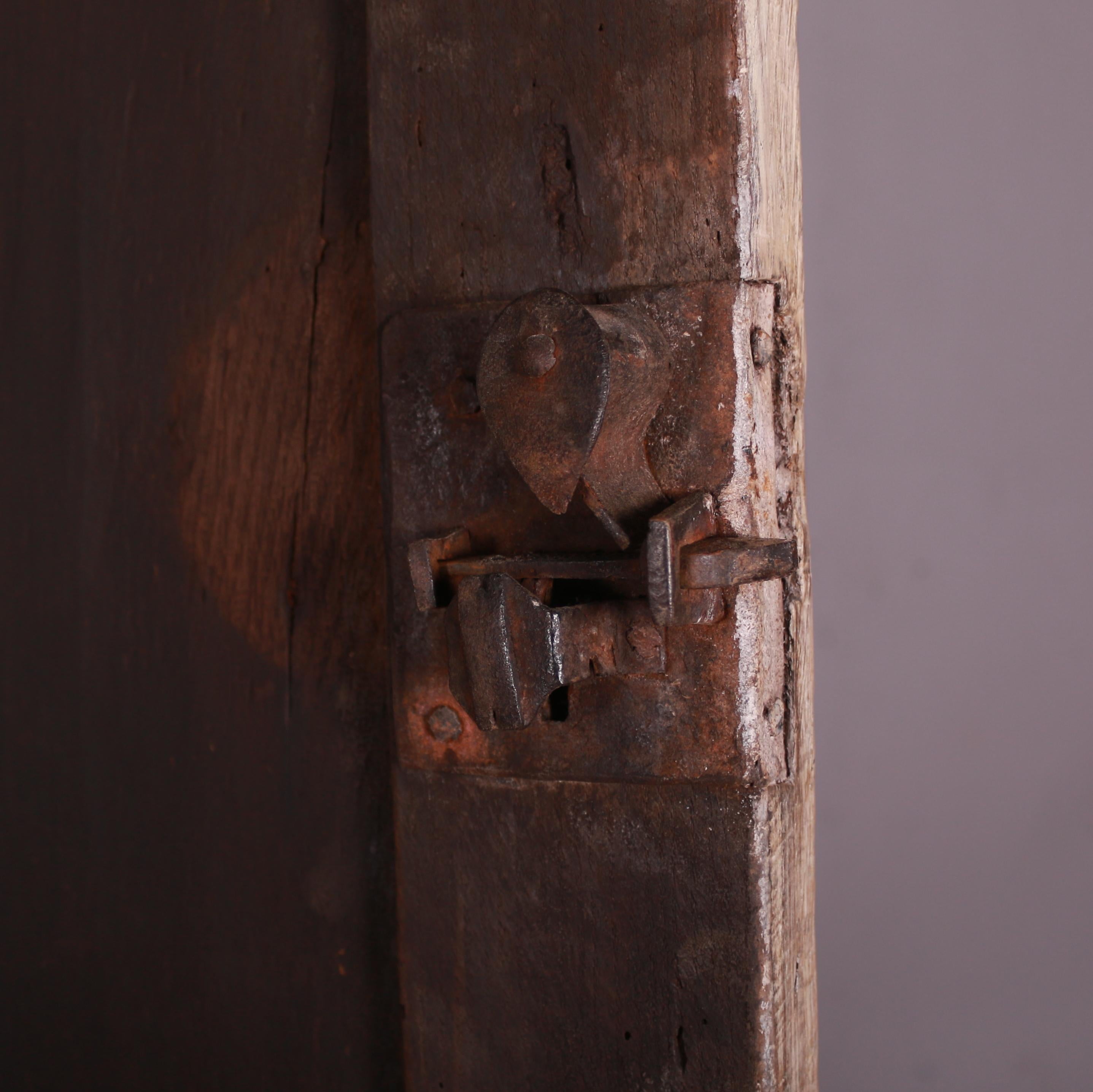 17th Century Dutch Linen Cupboard 3