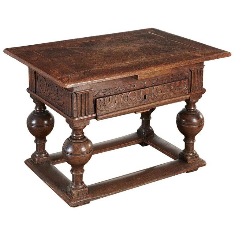 17th Century Dutch Oak Jacobean Withdraw Table 10