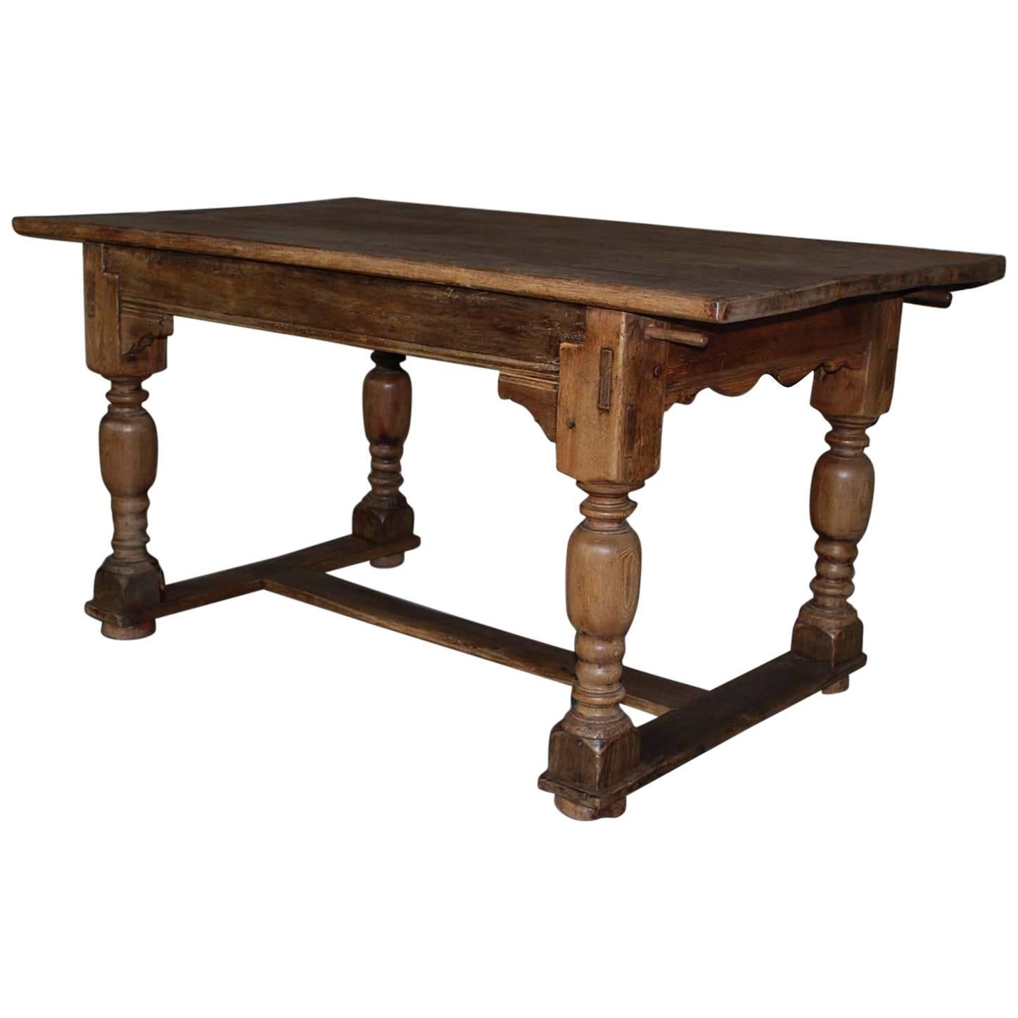 17th Century Dutch Renaissance Oak 'Bolpoot Tafel' Table