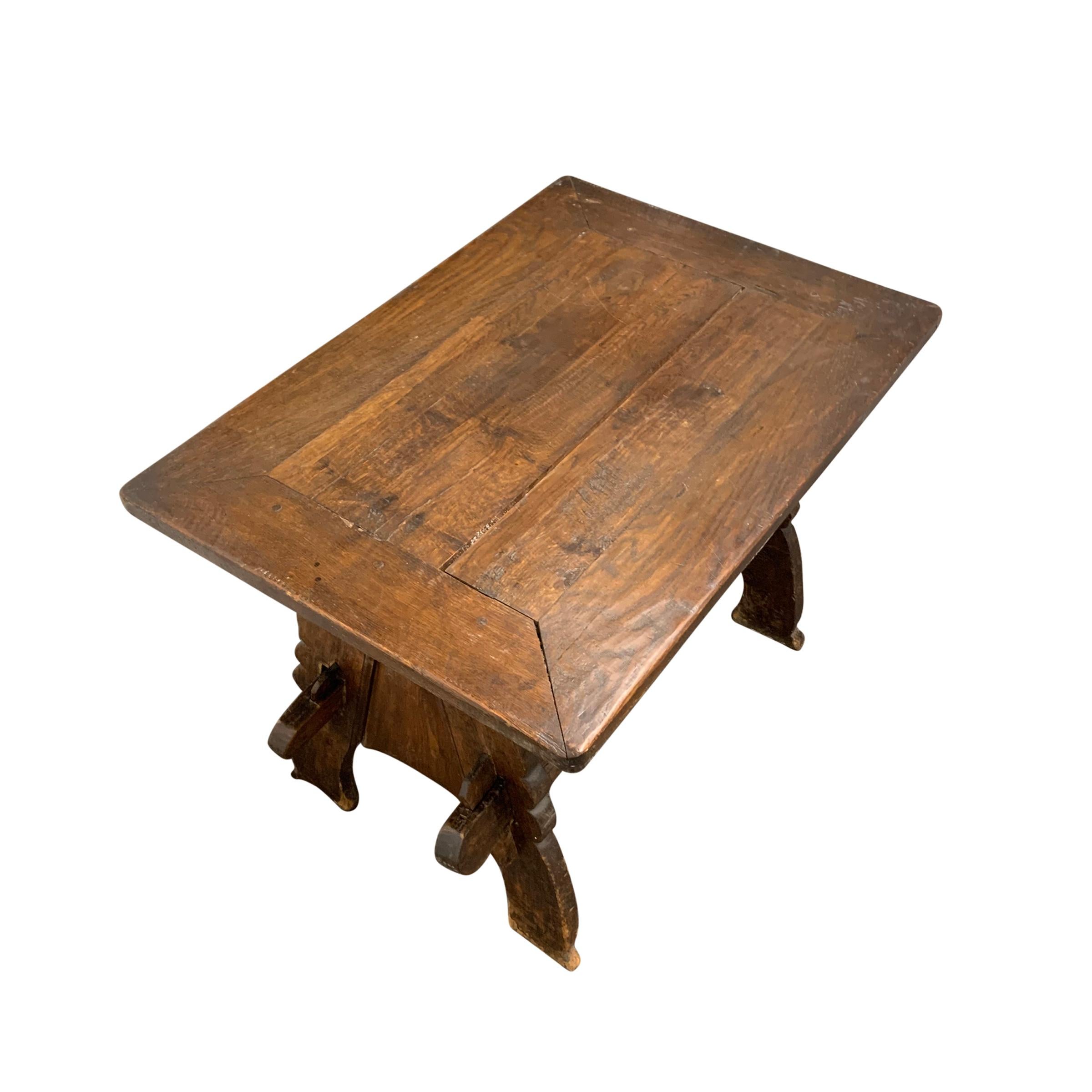 17th Century Dutch Trestle Table 1
