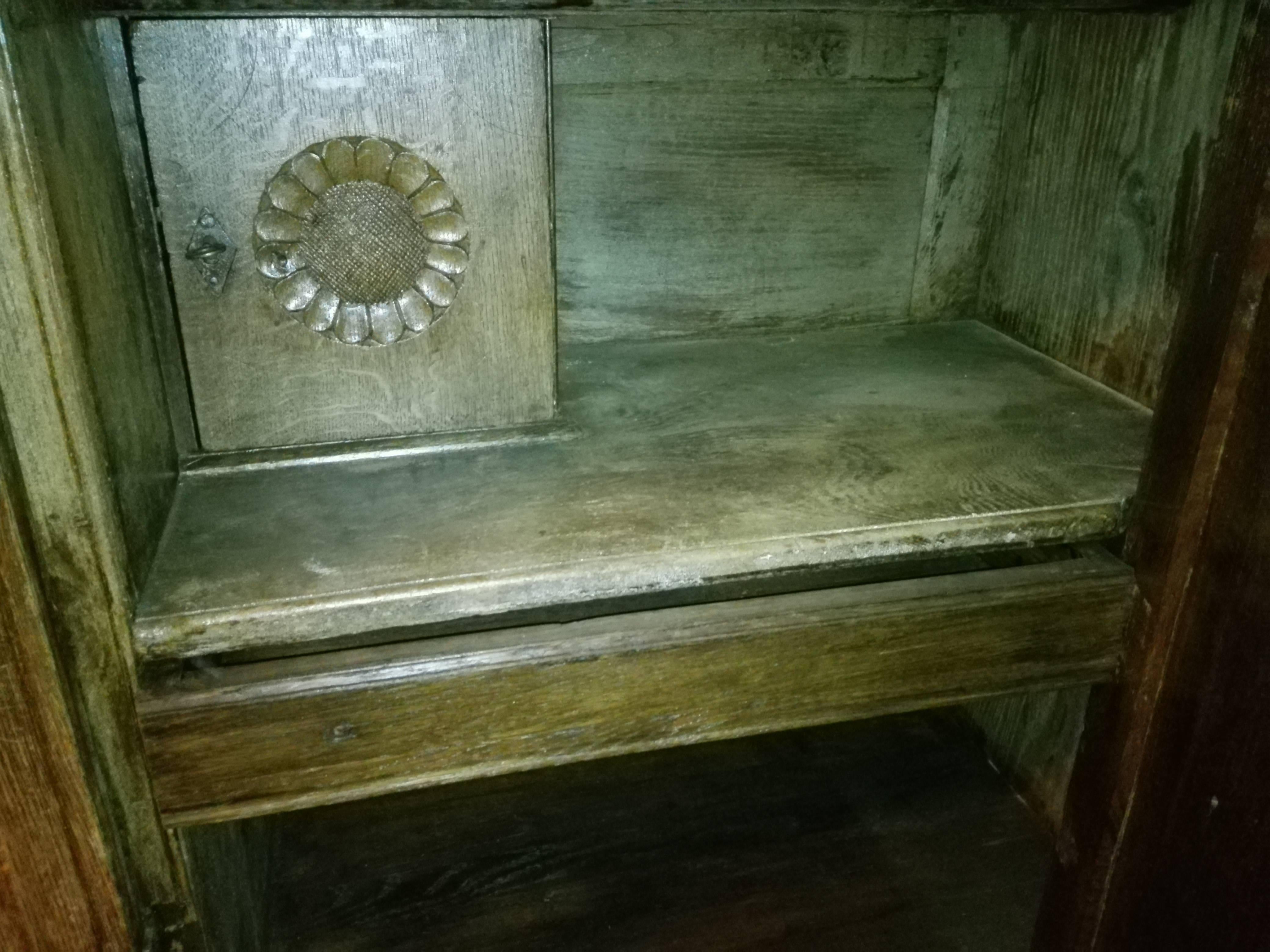 17th Century Early Barack Wedding Amour Burl Walnut Oak Innencave and Drawer For Sale 1