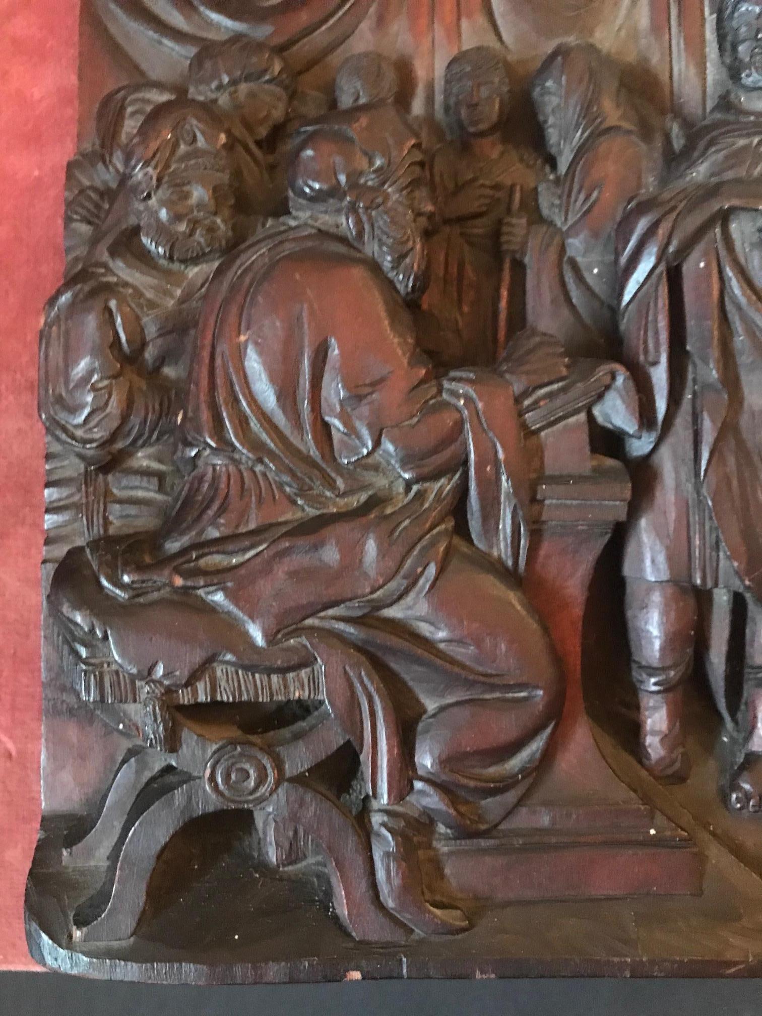 Baroque Groupe de figurines religieuses en bois sculpté flamand du 17ème siècle, début de l'ère baroque en vente