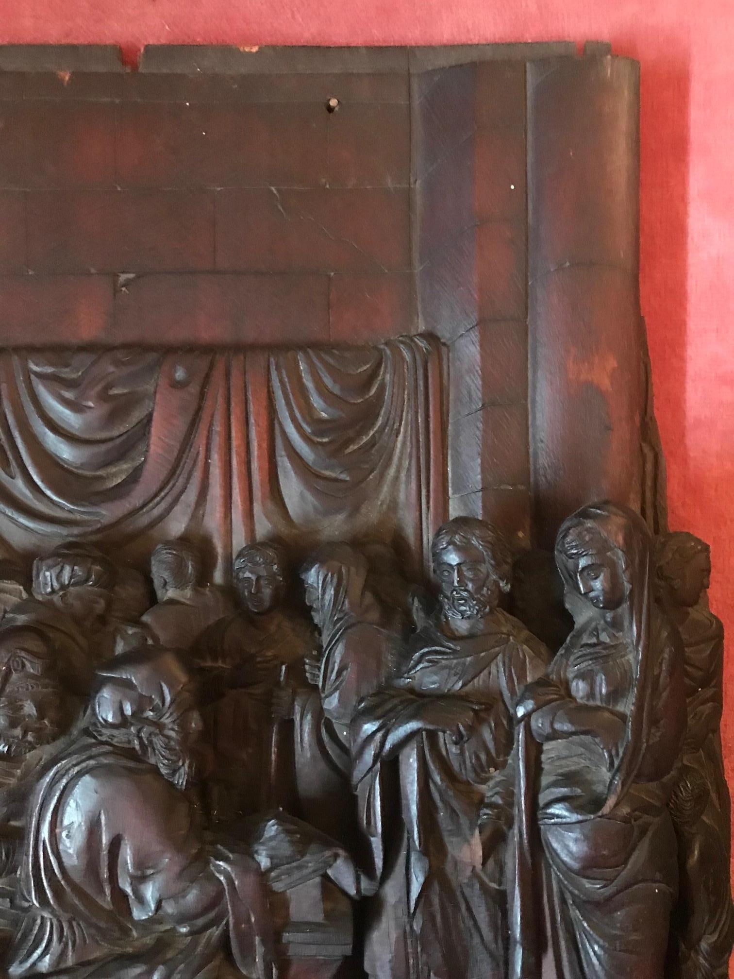 Geschnitzte religiöse Figurengruppe aus flämischem Holz, 17. Jahrhundert, frühes Barock (18. Jahrhundert und früher) im Angebot