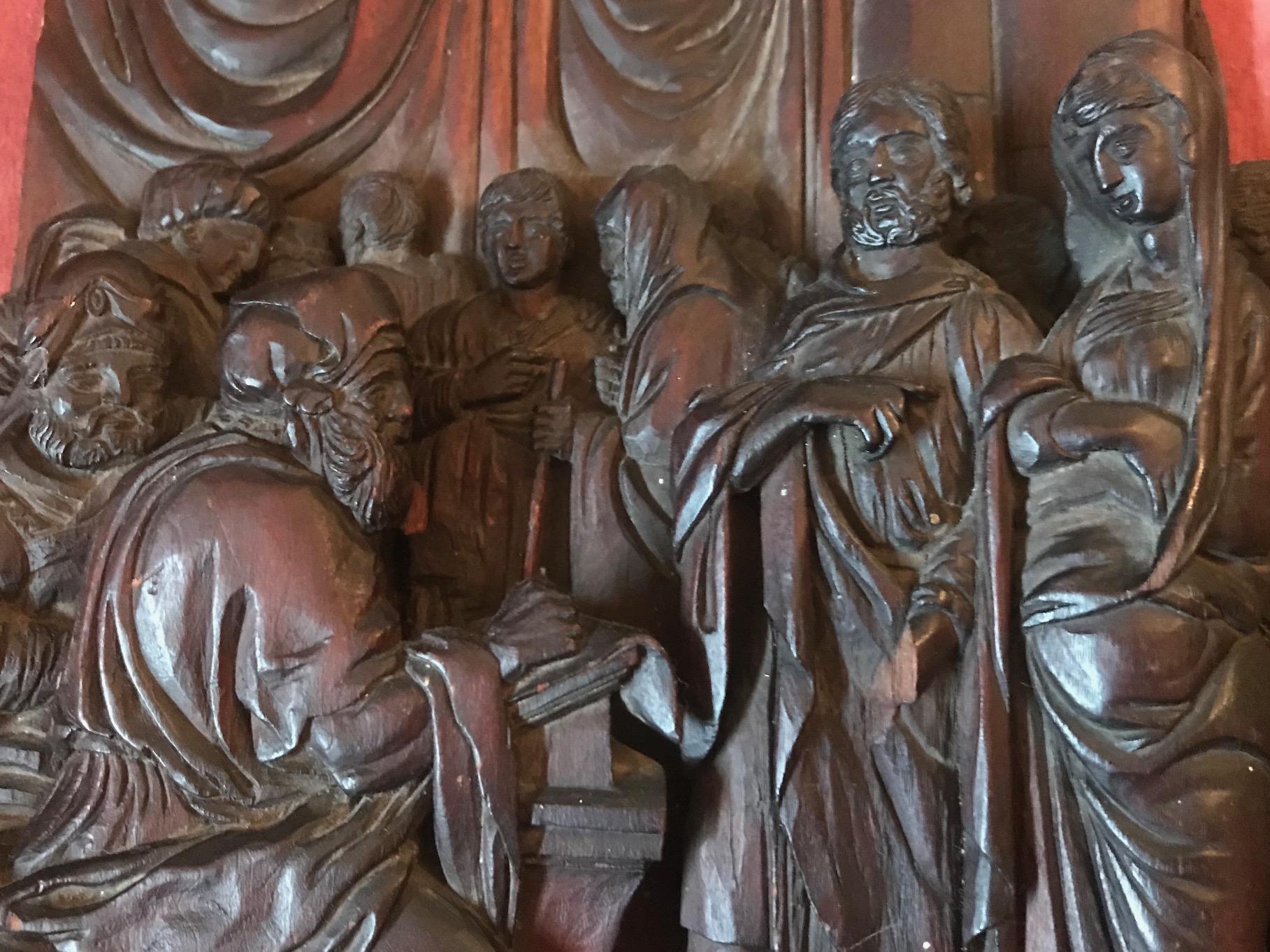 Groupe de figurines religieuses en bois sculpté flamand du 17ème siècle, début de l'ère baroque en vente 1