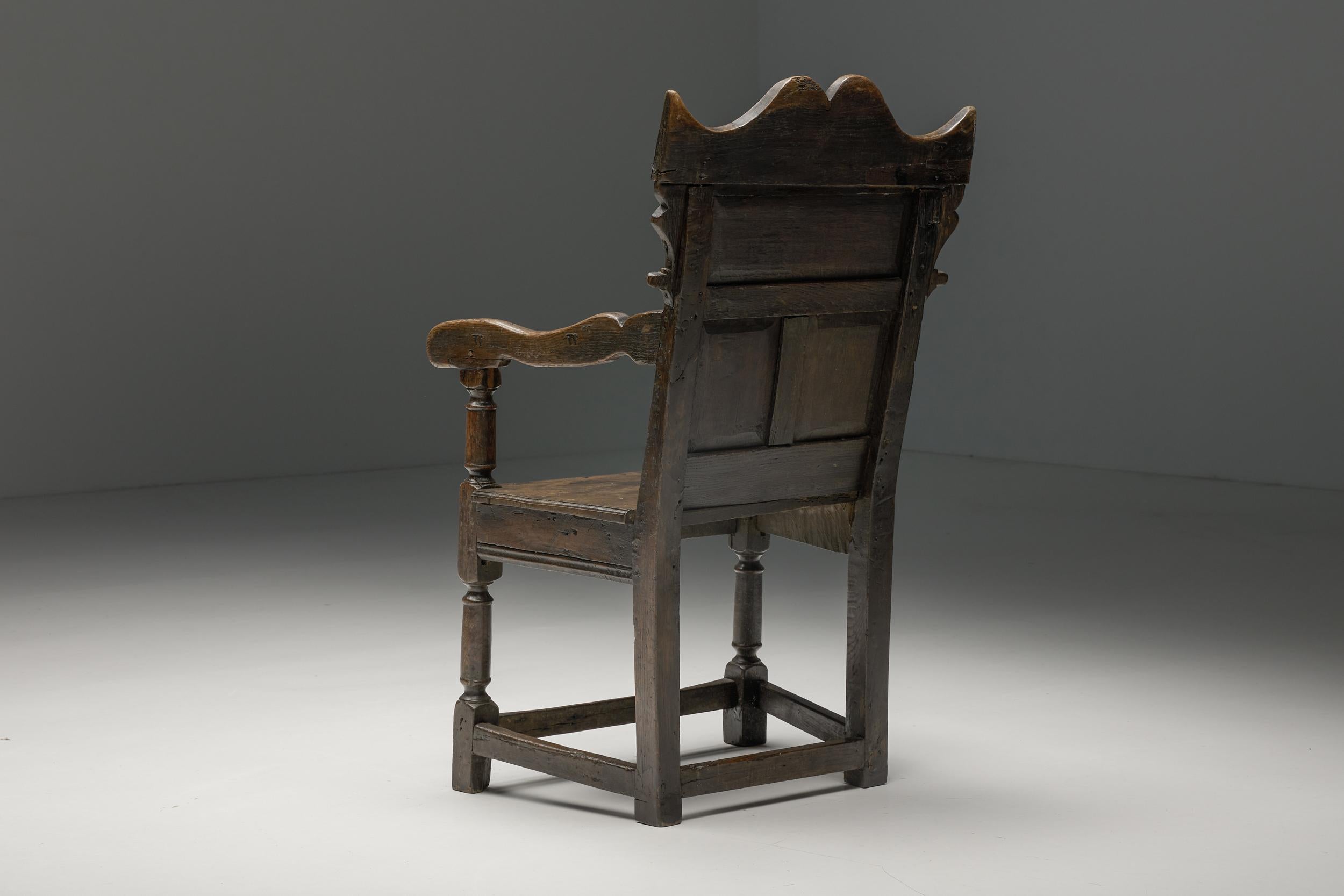 17th Century Carved Oak Armchair, England, 17th Century In Excellent Condition In Antwerp, BE