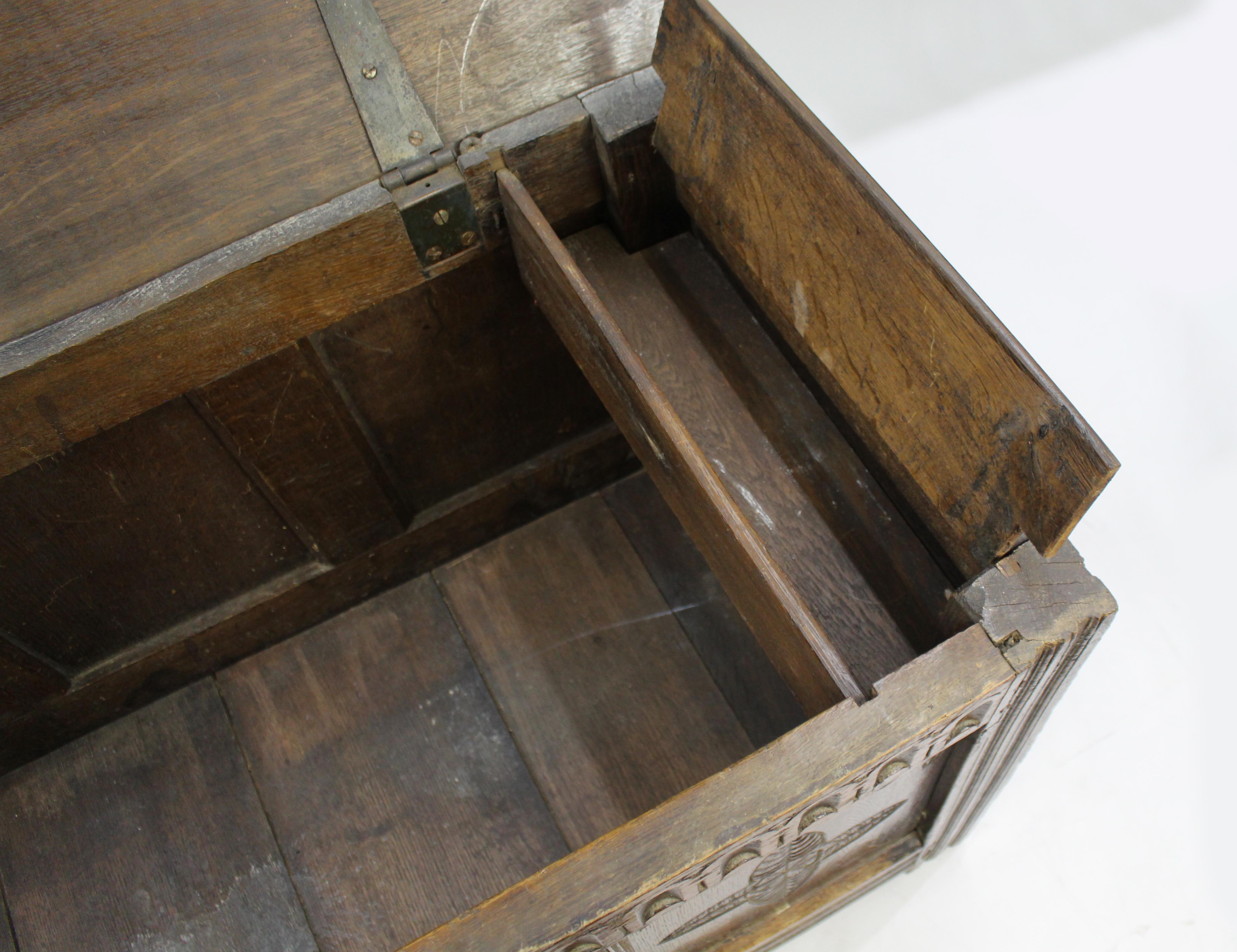 17th Century English Carved Oak Coffer with Foliate and Lozenge Panels For Sale 5