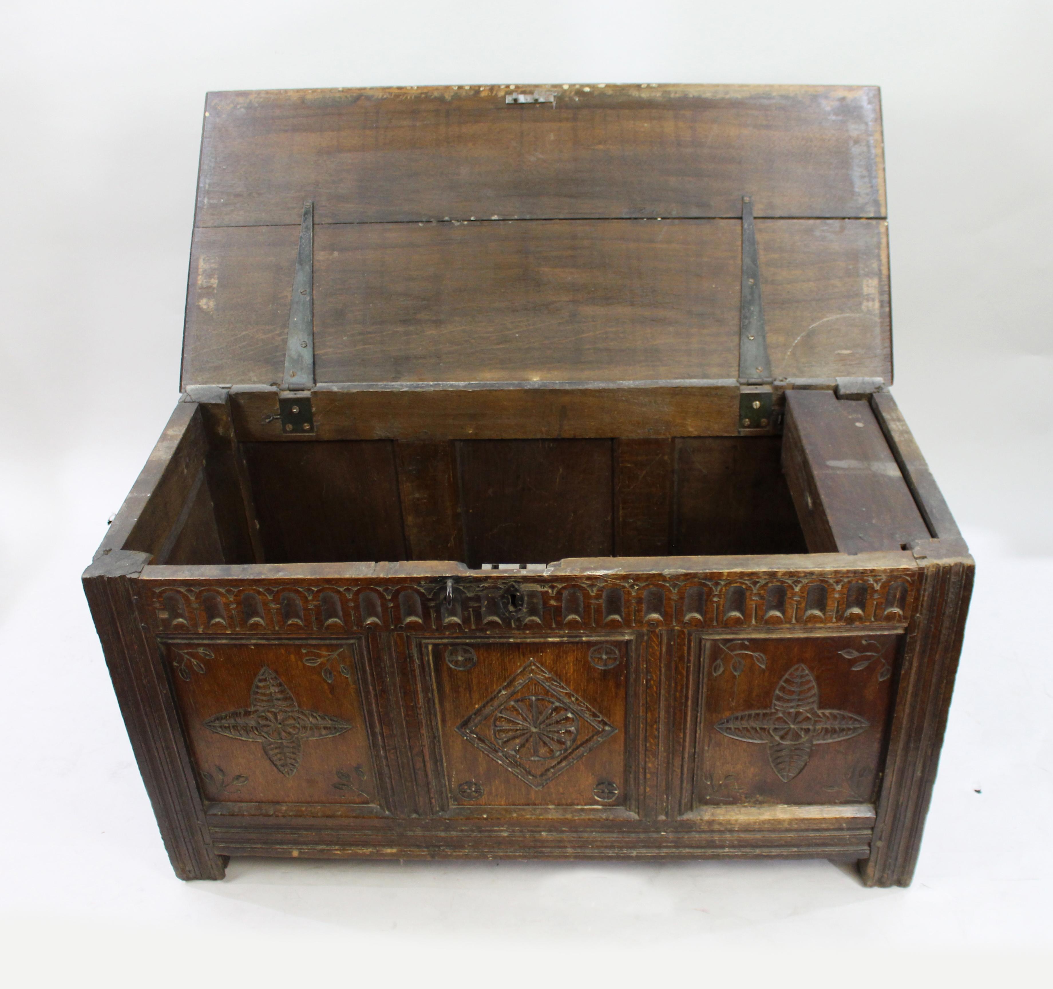 17th Century English Carved Oak Coffer with Foliate and Lozenge Panels For Sale 2