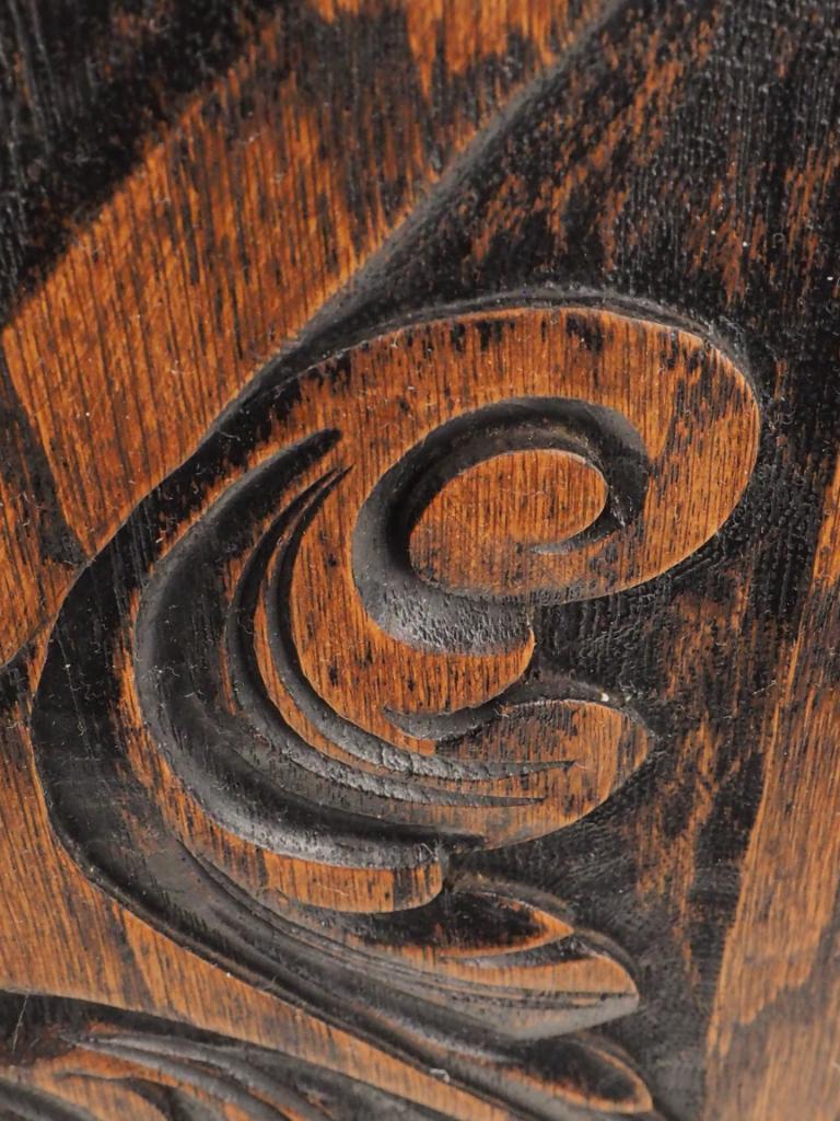 17th Century English Carved Oak Panel – Intricate Scrollwork Wall Decoration For Sale 9
