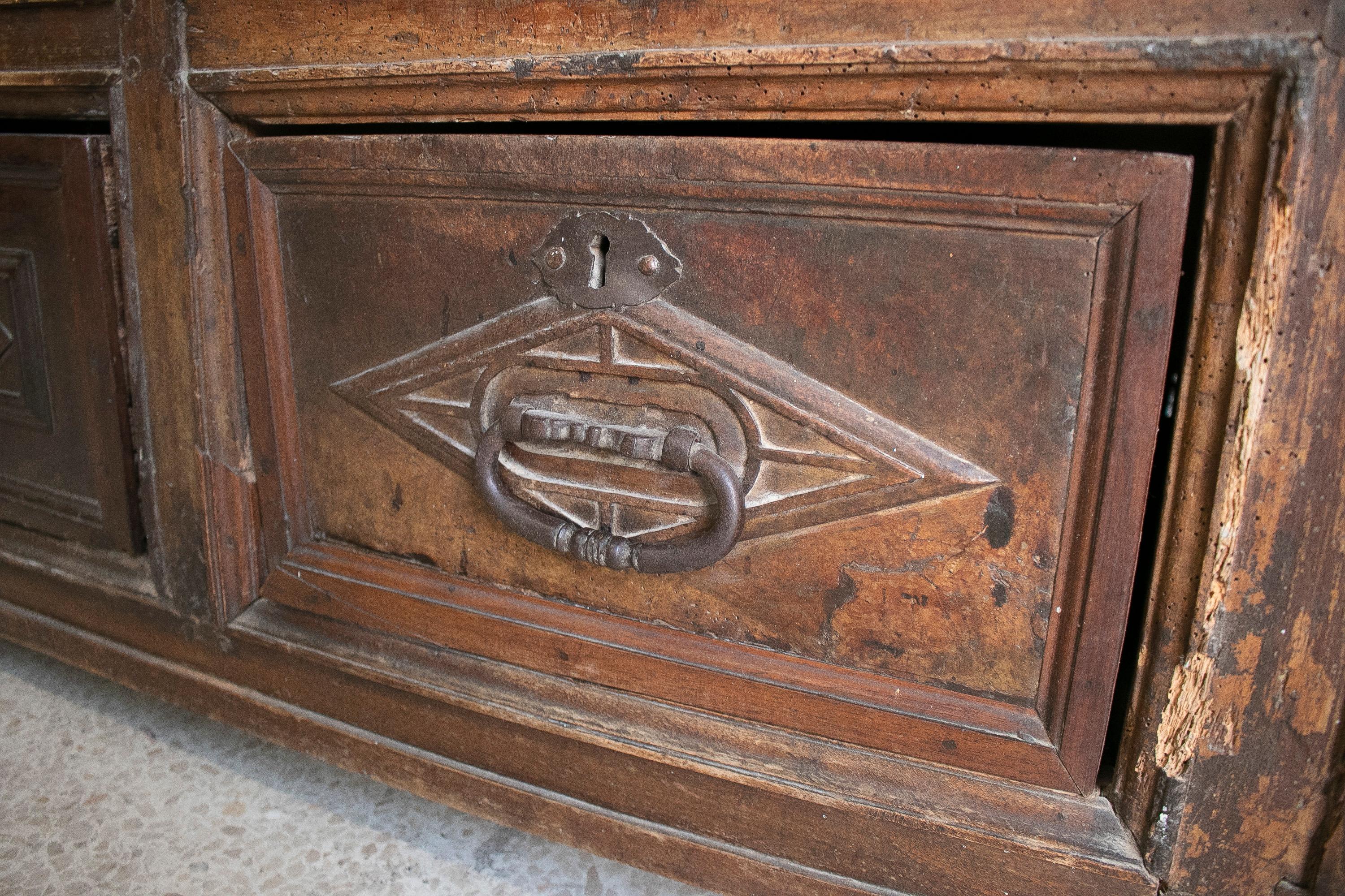 16th Century English Drawer Chest w/ Original Iron Fittings For Sale 8