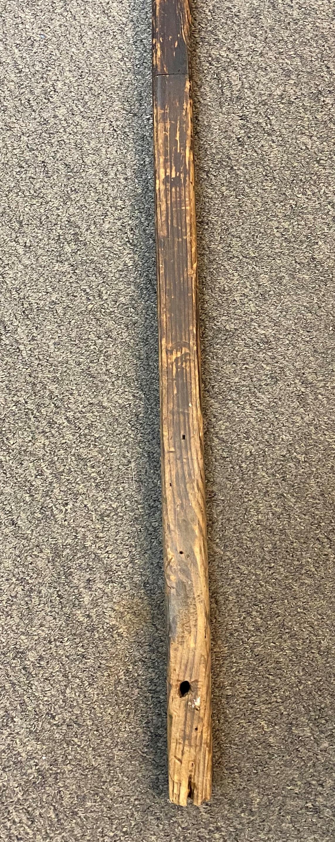Alabarda inglesa del siglo XVII con brazo de asta y hoja grabada 2