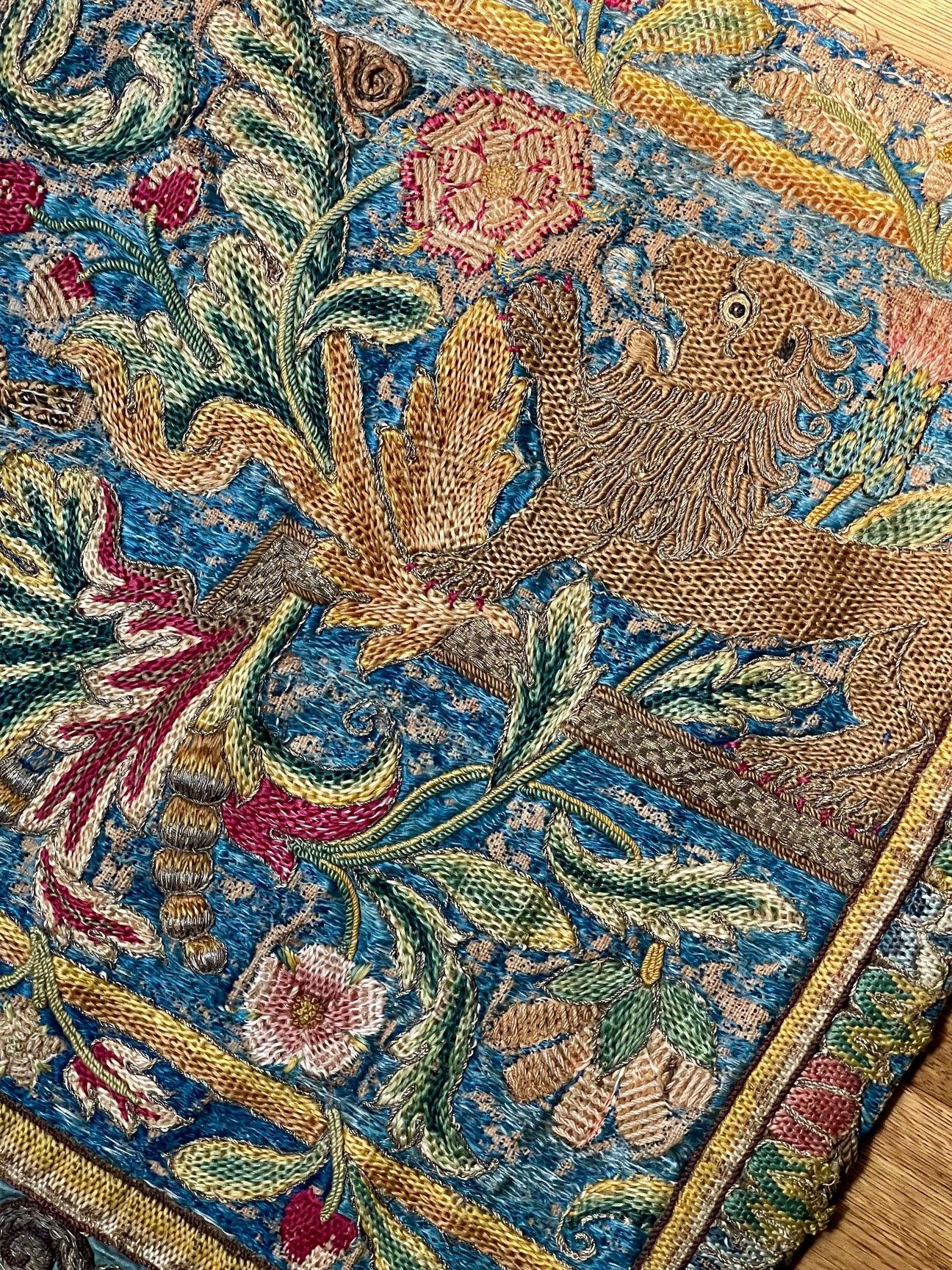 Panneau de broderie anglaise du 17e siècle en vente 3