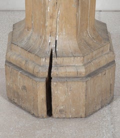 17th Century English Oak and Marble Floor Standing Pedestal Mortar