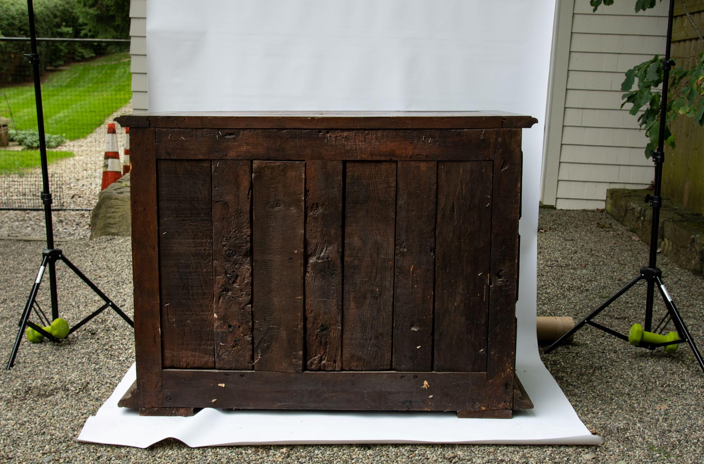 17th Century English Oak Cupboard For Sale 3