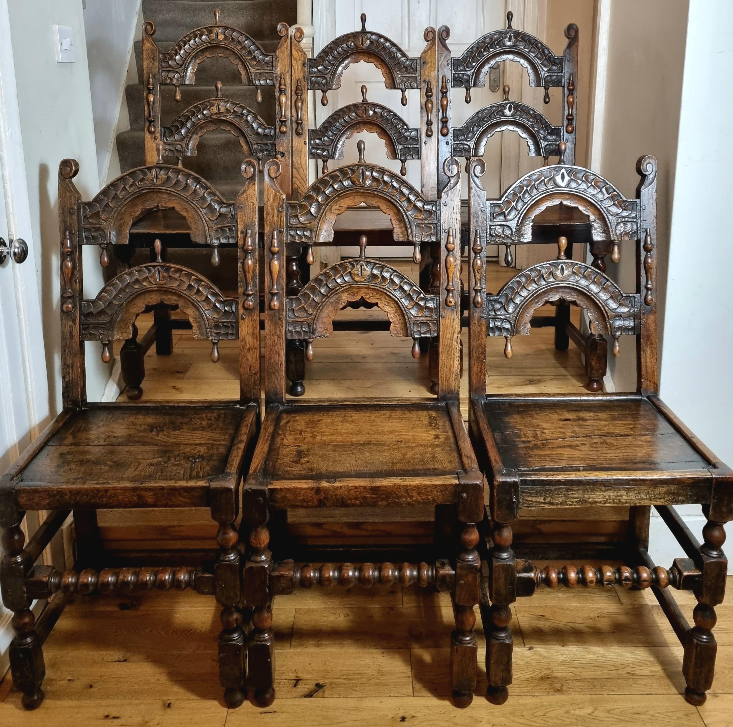 Charles II 17th Century English Oak Dining Chairs Circa 1670 , Set of Six For Sale