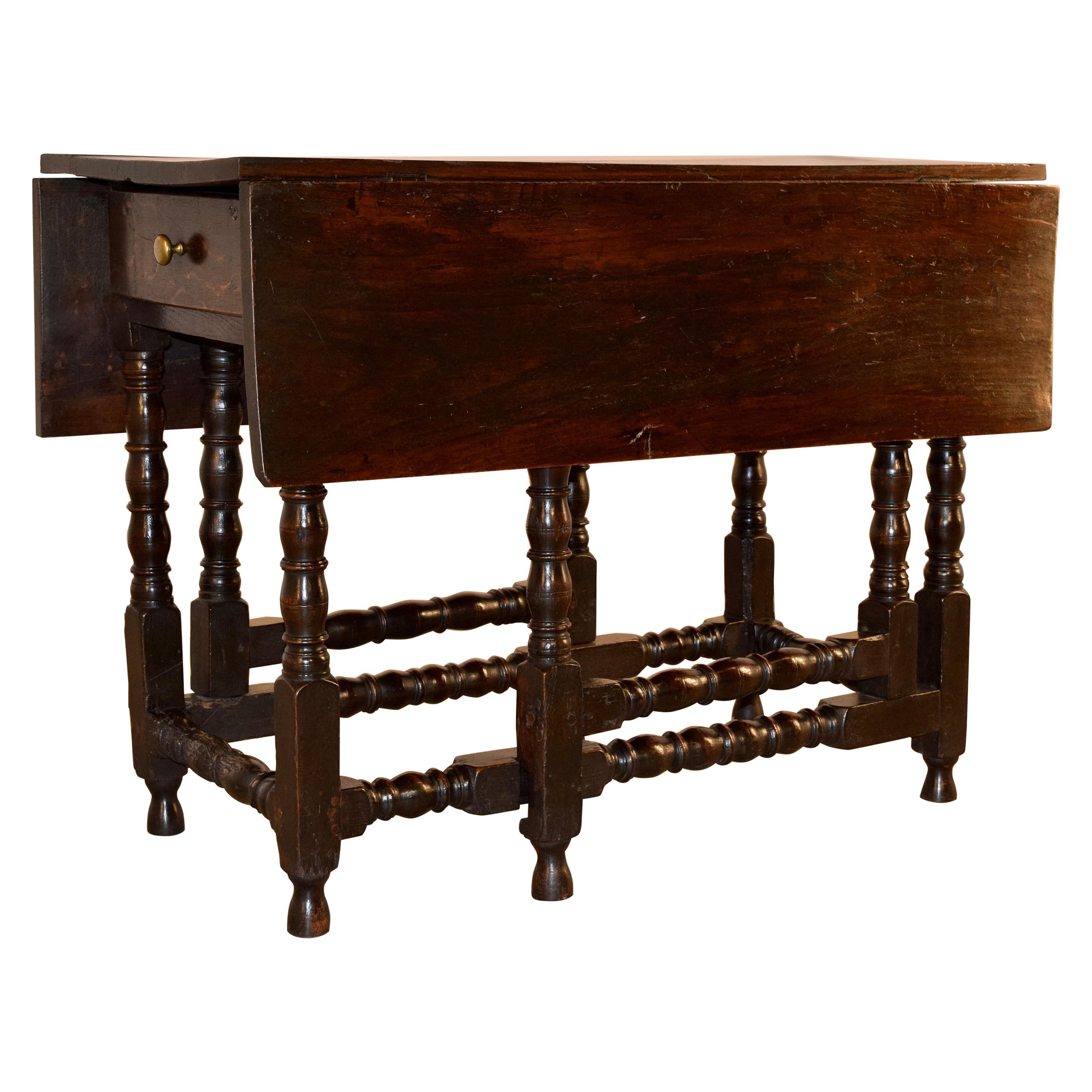 17th Century English Oak Gateleg Table For Sale