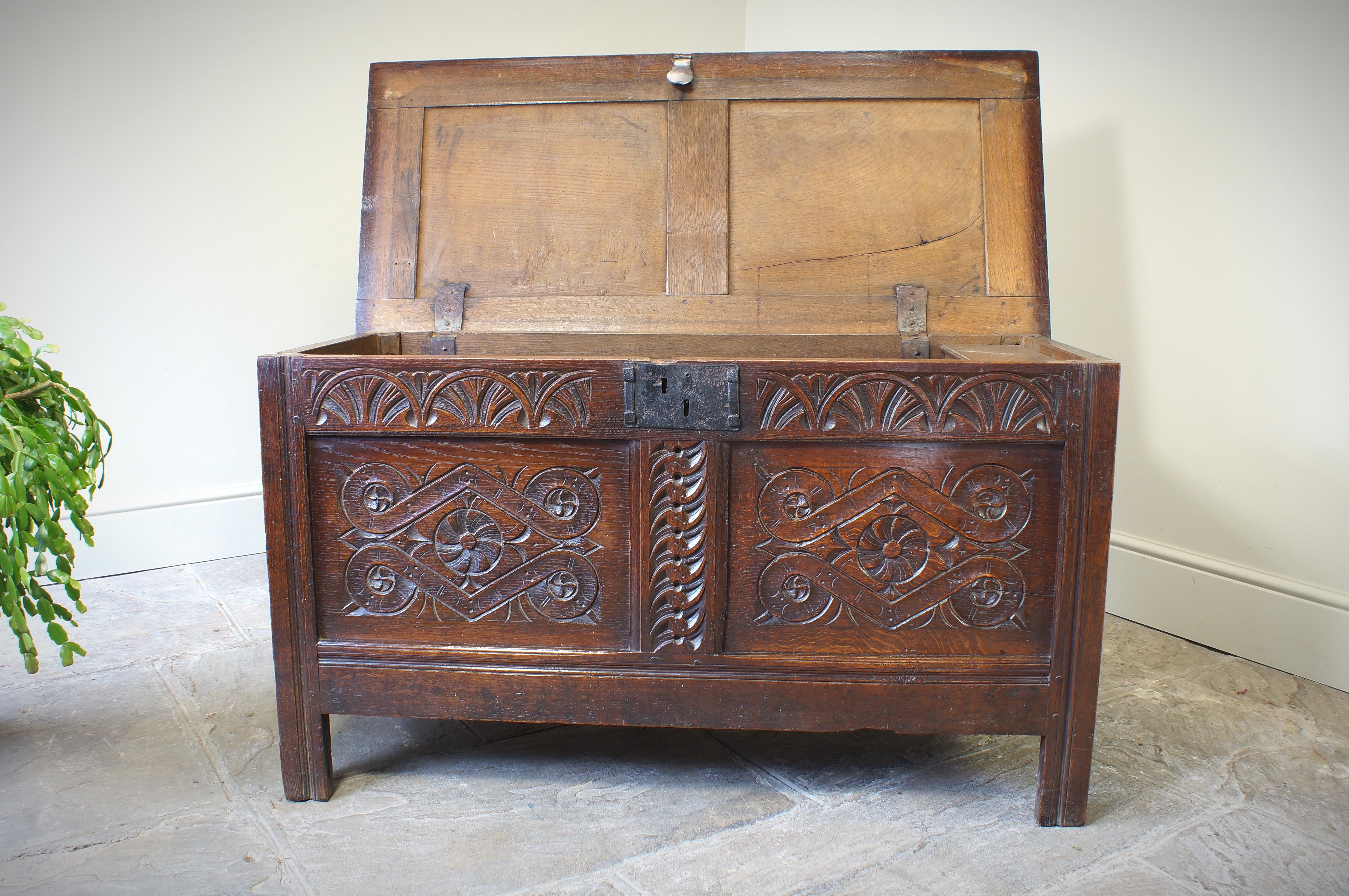 17th Century English Two Panelled Oak Coffer For Sale 5