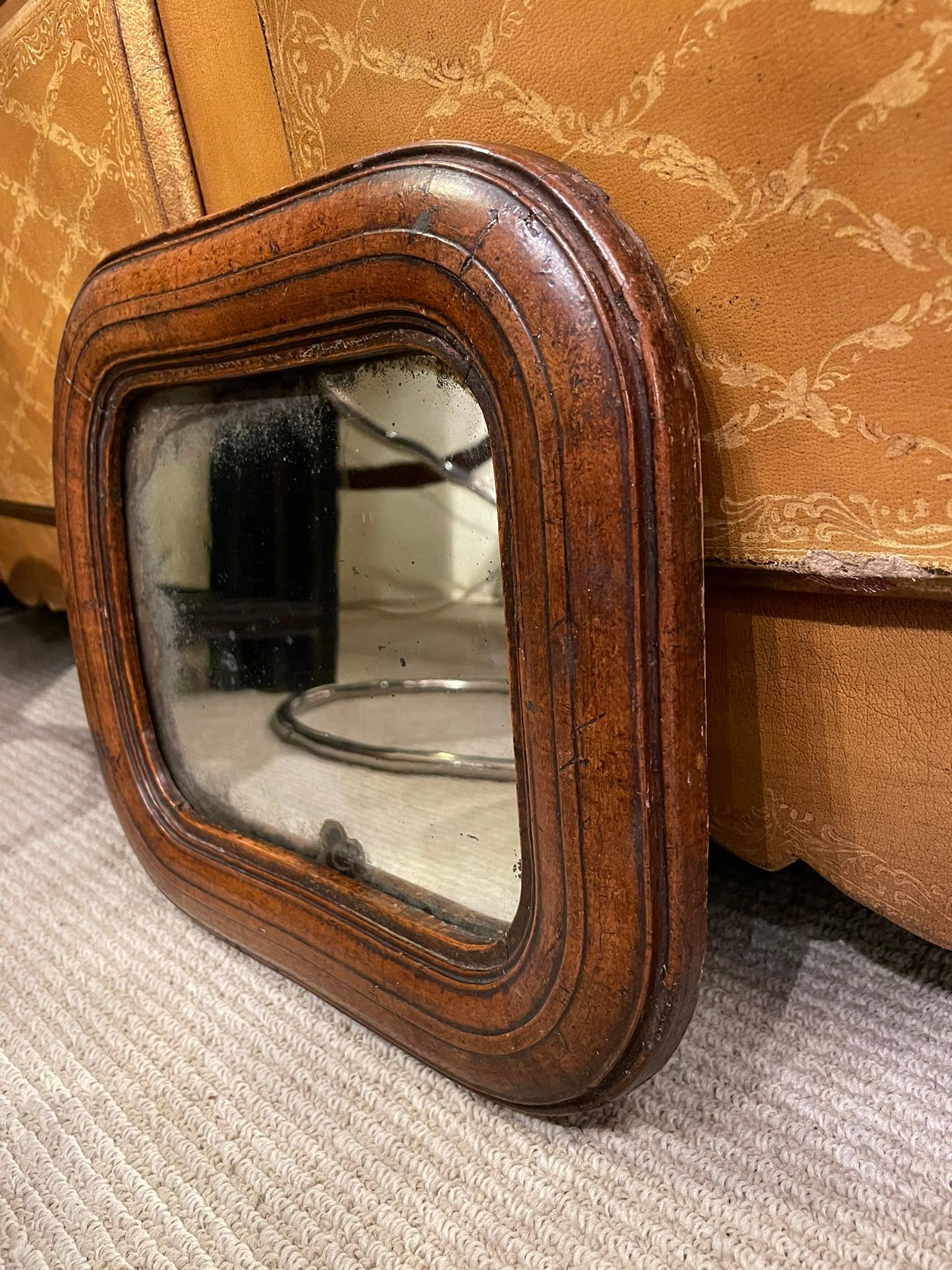 17th Century English Walnut Mirror With Original Glass, Small Scale For Sale 3