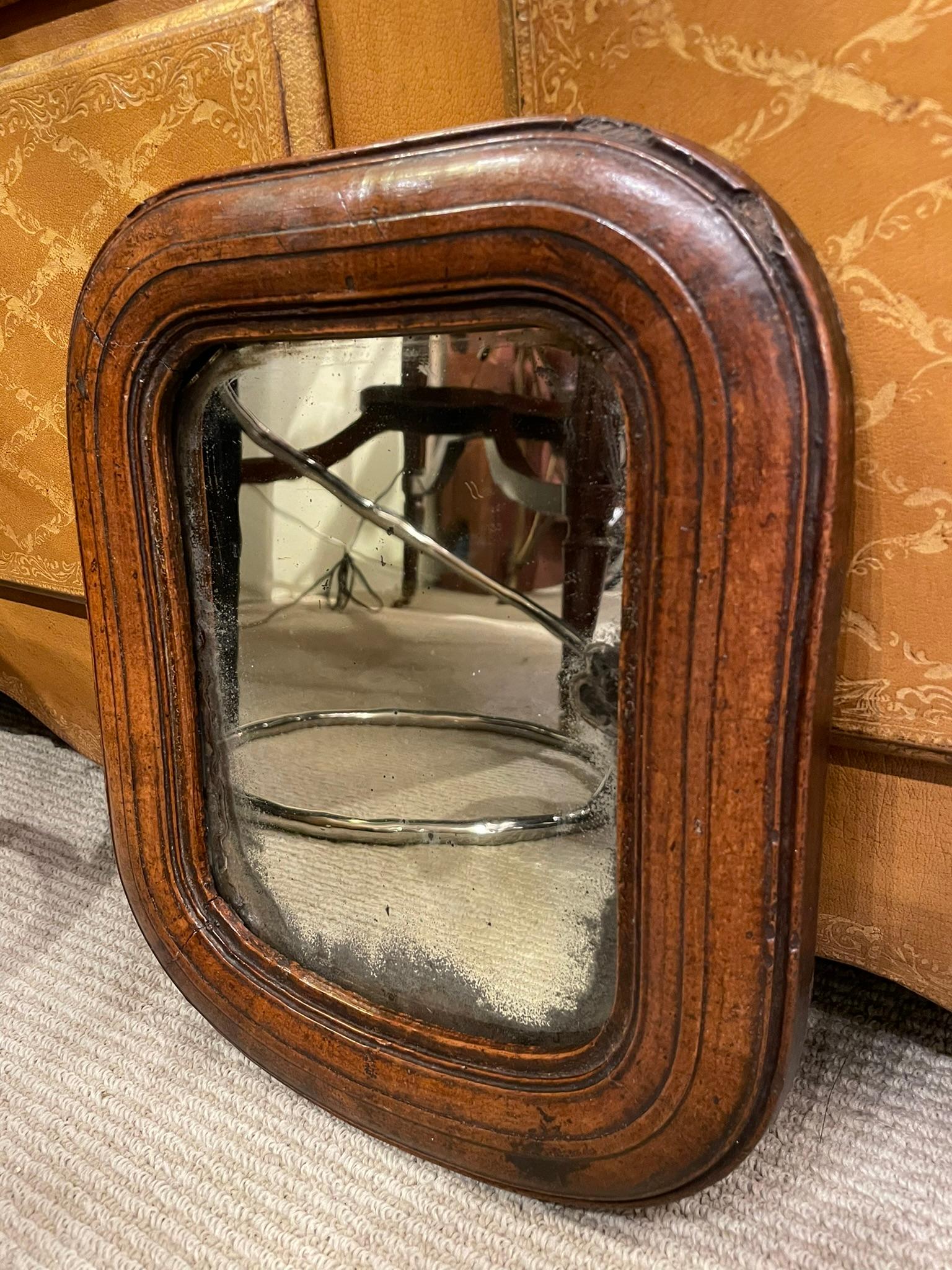 17th Century English Walnut Mirror With Original Glass, Small Scale For Sale 4
