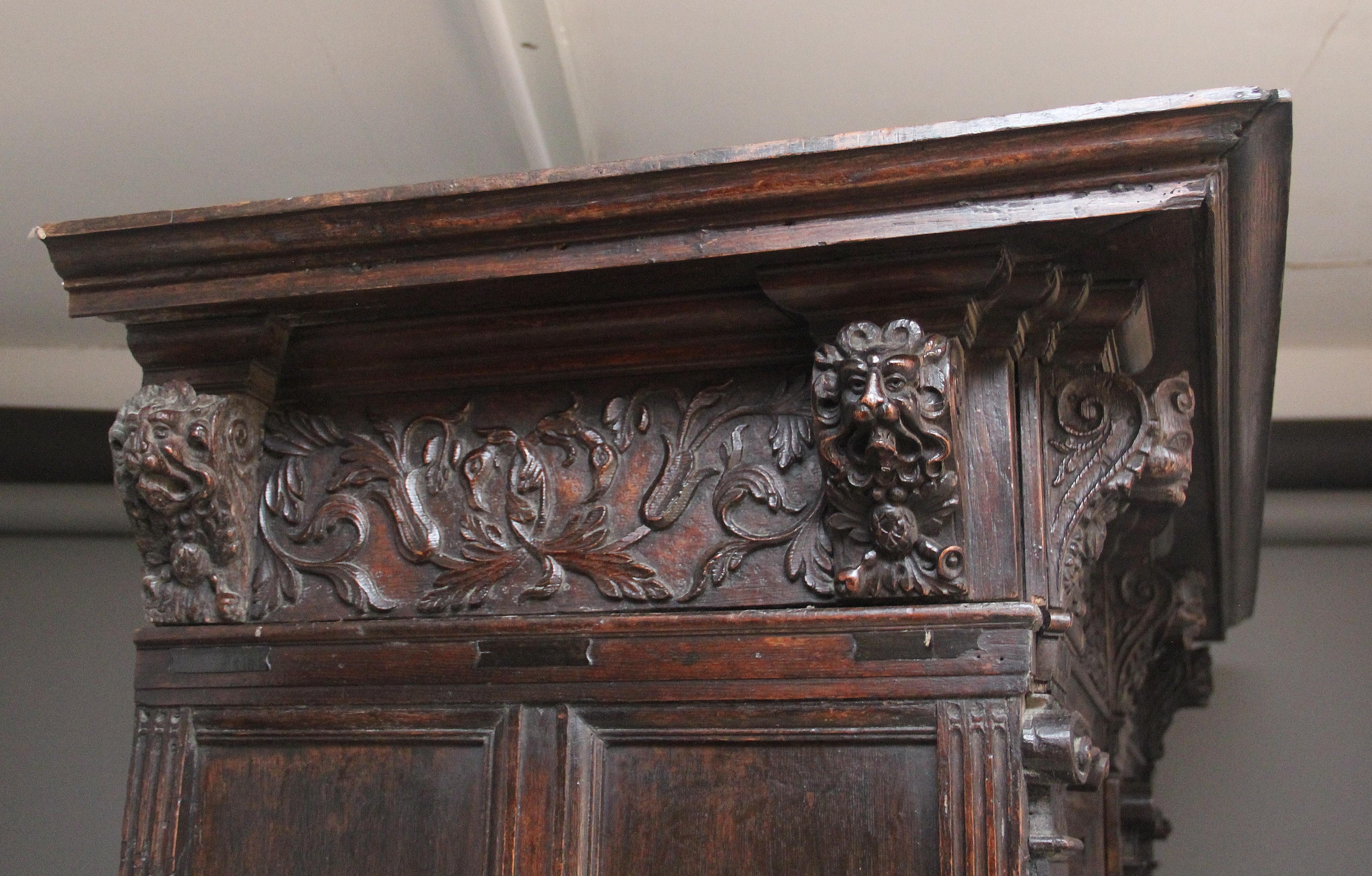 17th Century Flemish carved oak cupboard 11