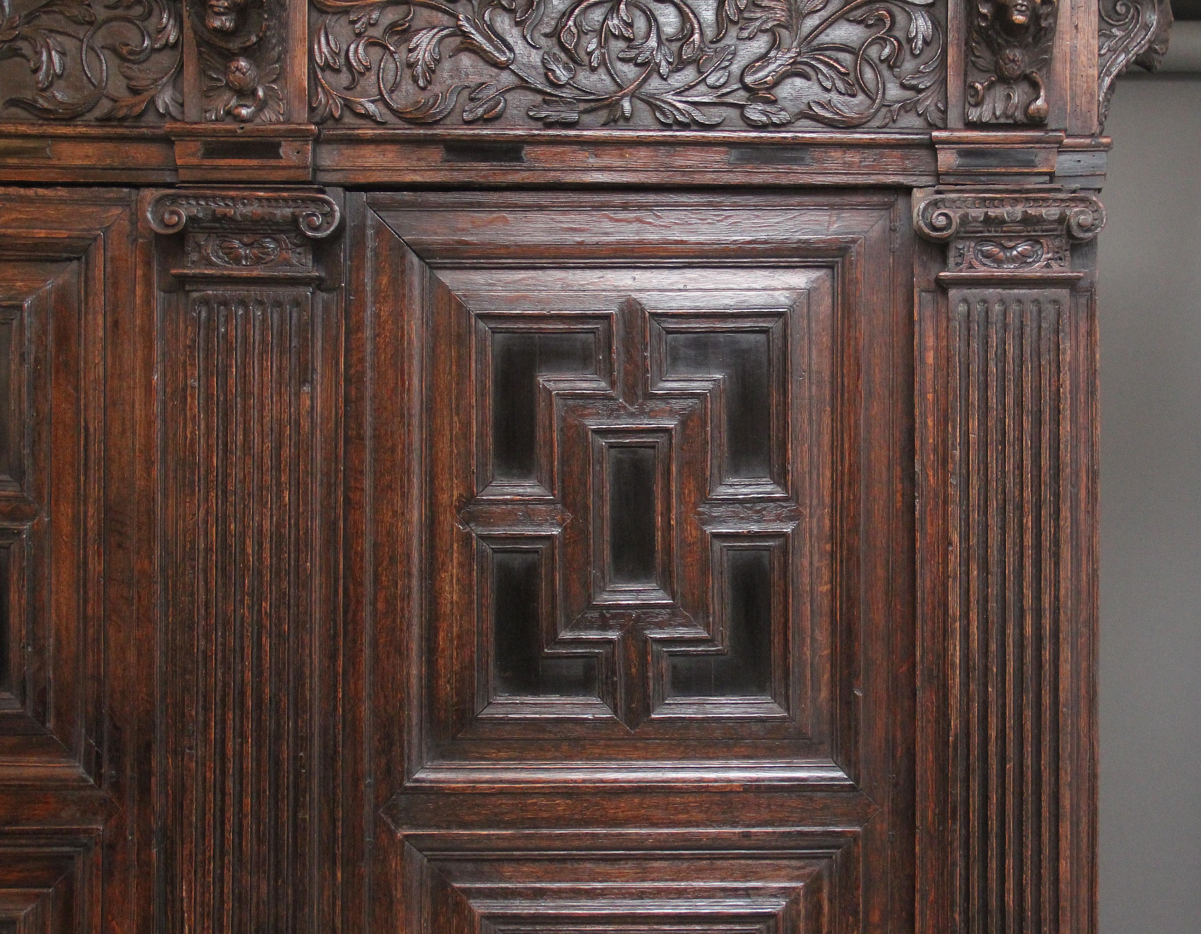 17th Century Flemish carved oak cupboard In Good Condition In Martlesham, GB