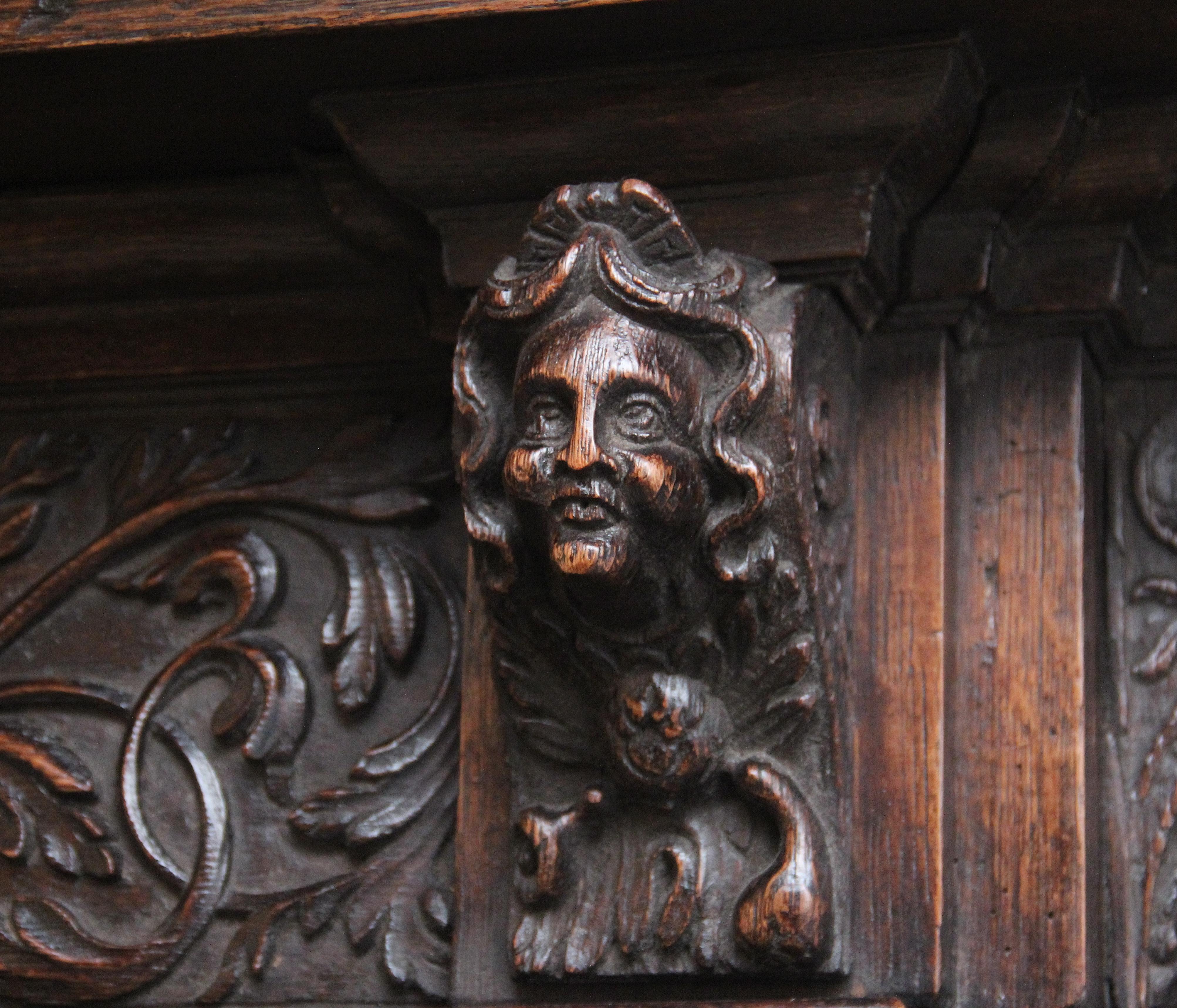 17th Century Flemish carved oak cupboard 3