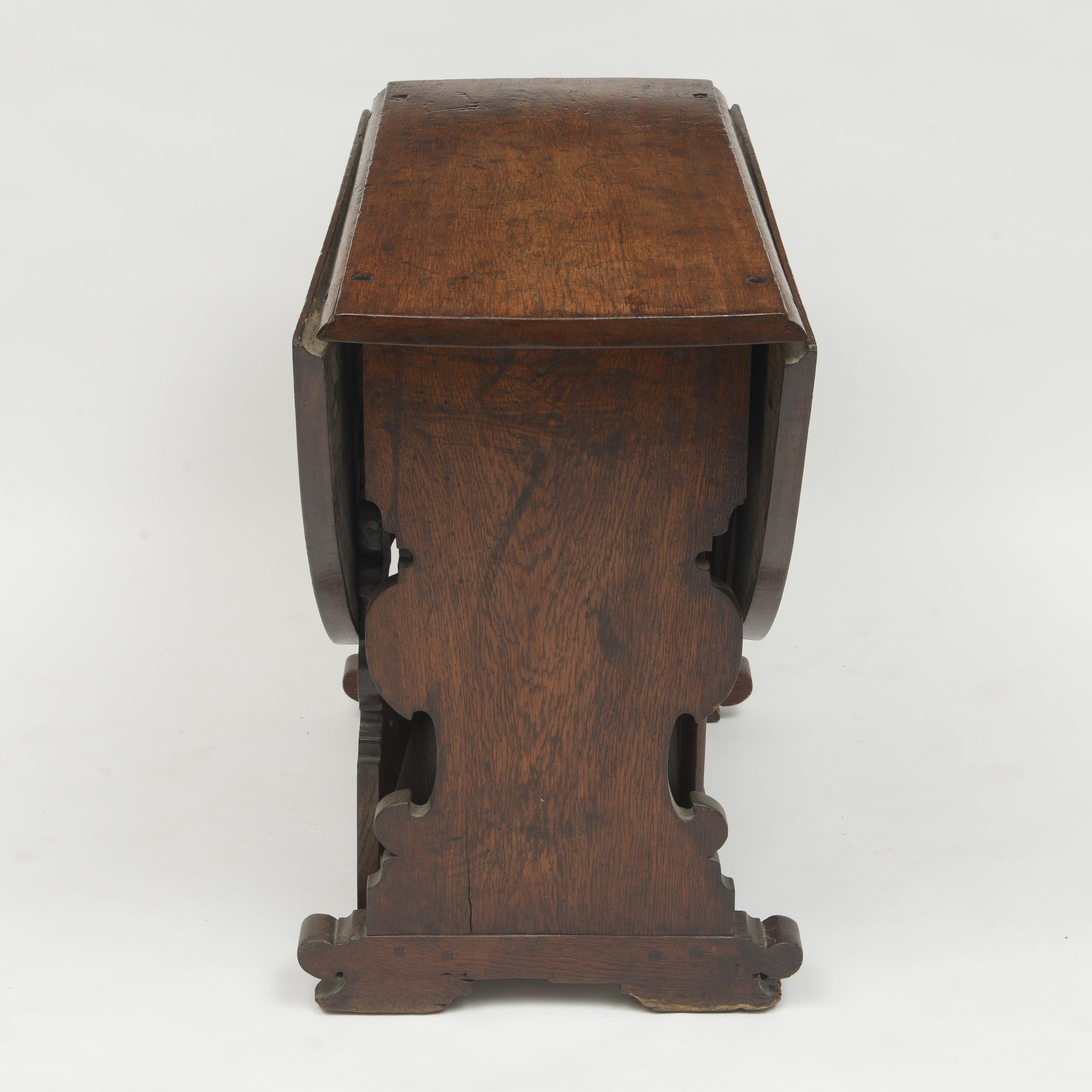 18th Century and Earlier 17th Century Flemish Gate Leg Table For Sale