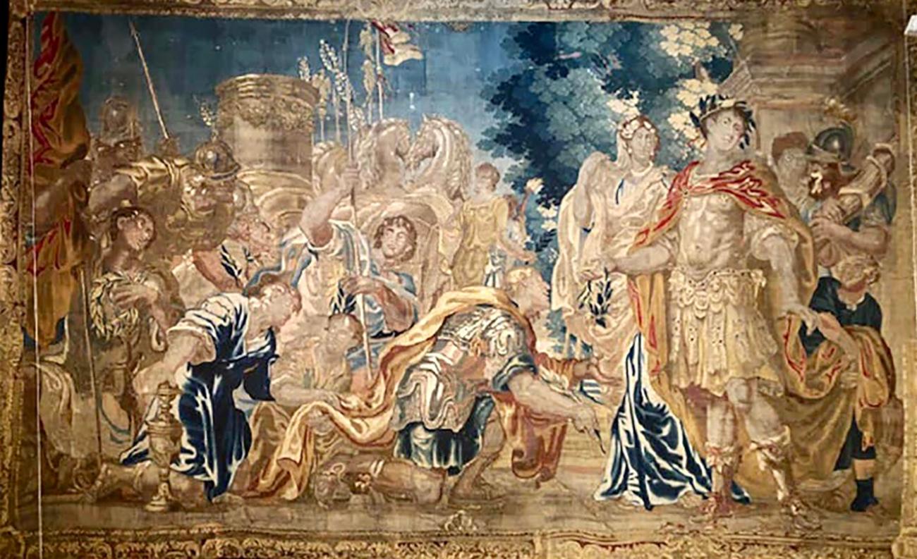 Belgian 17th Century Flemish Tapestry Daris at Constantinople For Sale