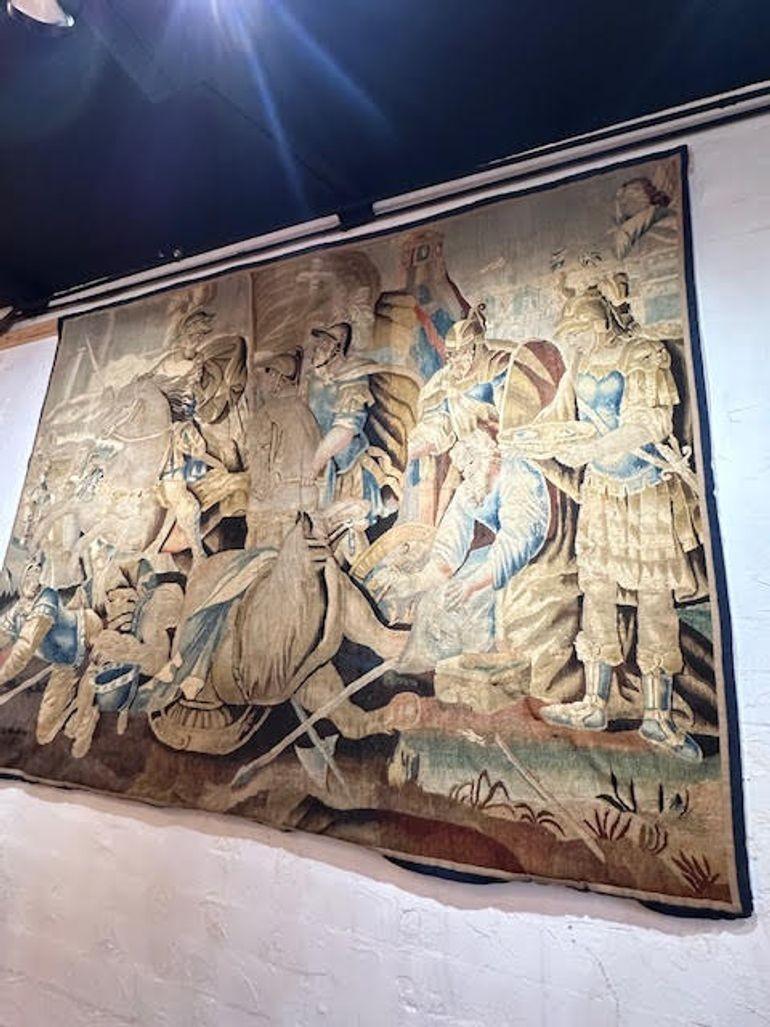 17th Century Flemish Tapestry For Sale 2