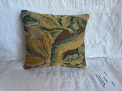 Flämisches Wandteppich-Kissen mit botanischem Motiv aus dem 17.